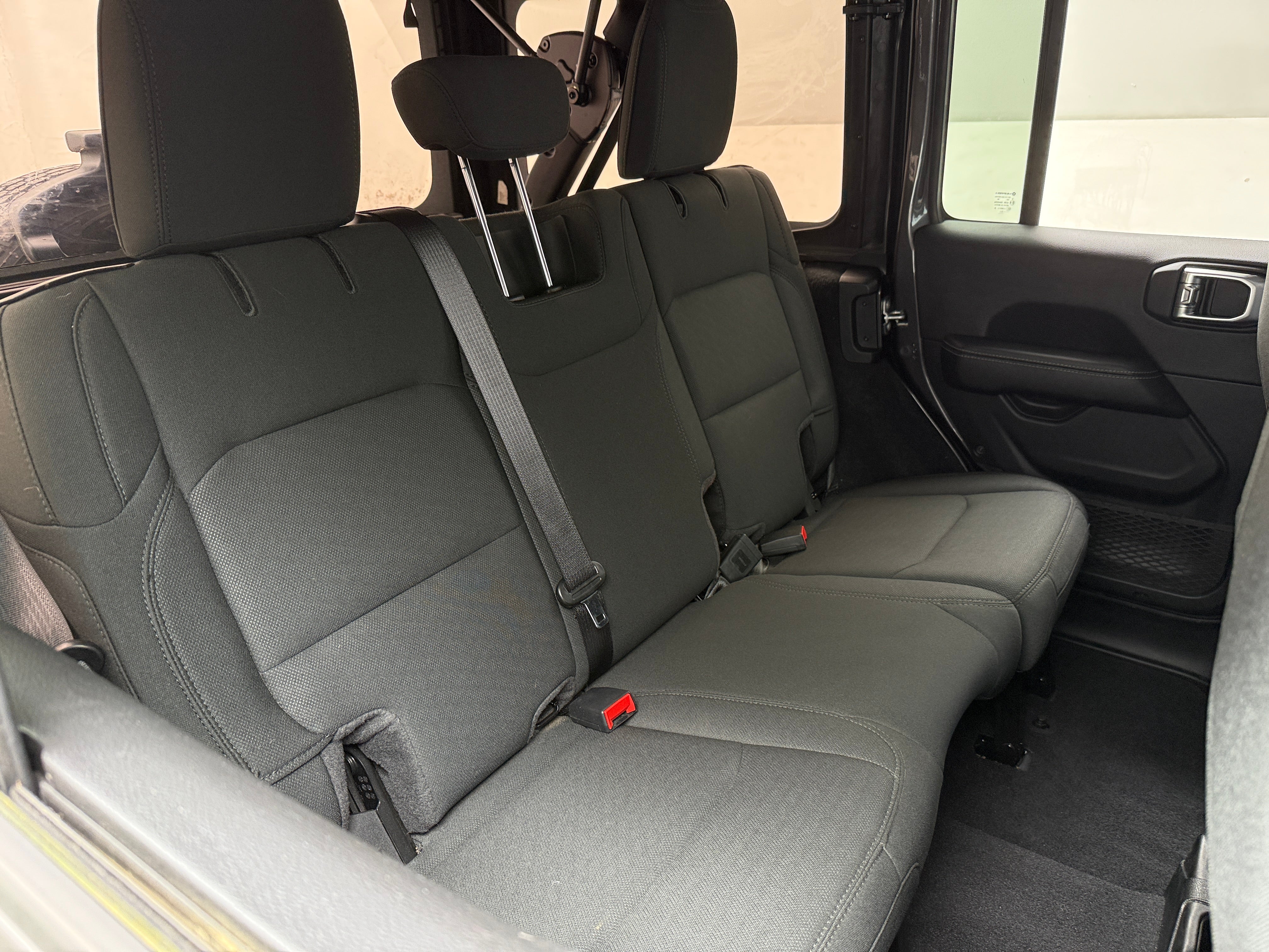 Thumbnail: 2021 Jeep Wrangler - 6