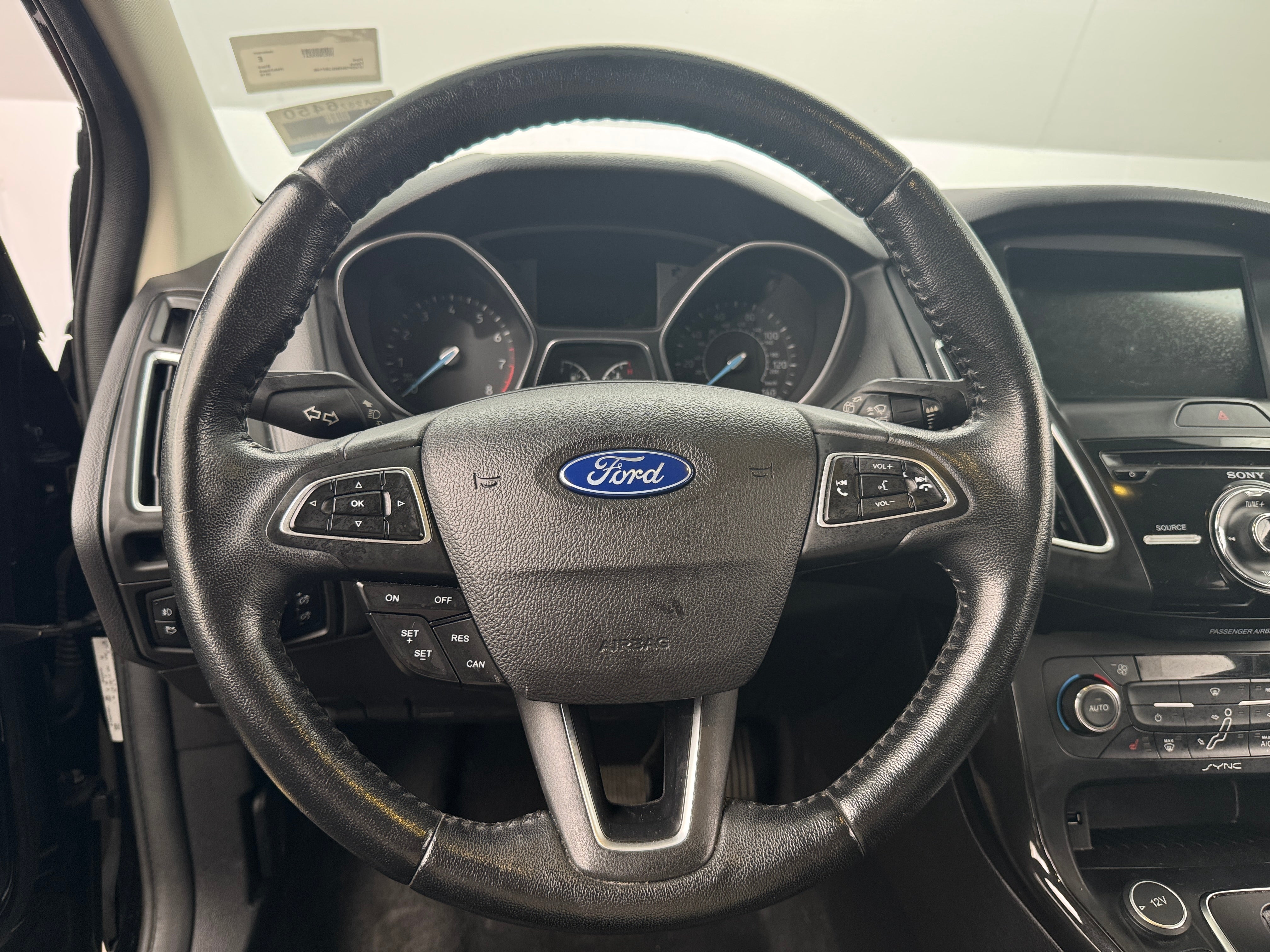 Thumbnail: 2016 Ford Focus - 4