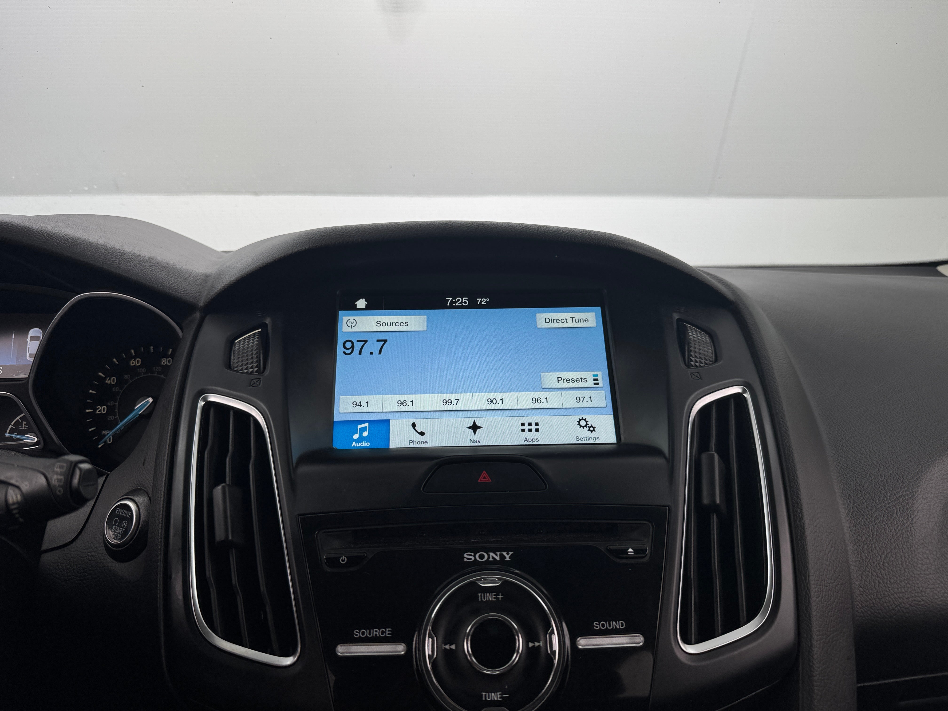 Thumbnail: 2016 Ford Focus - 3