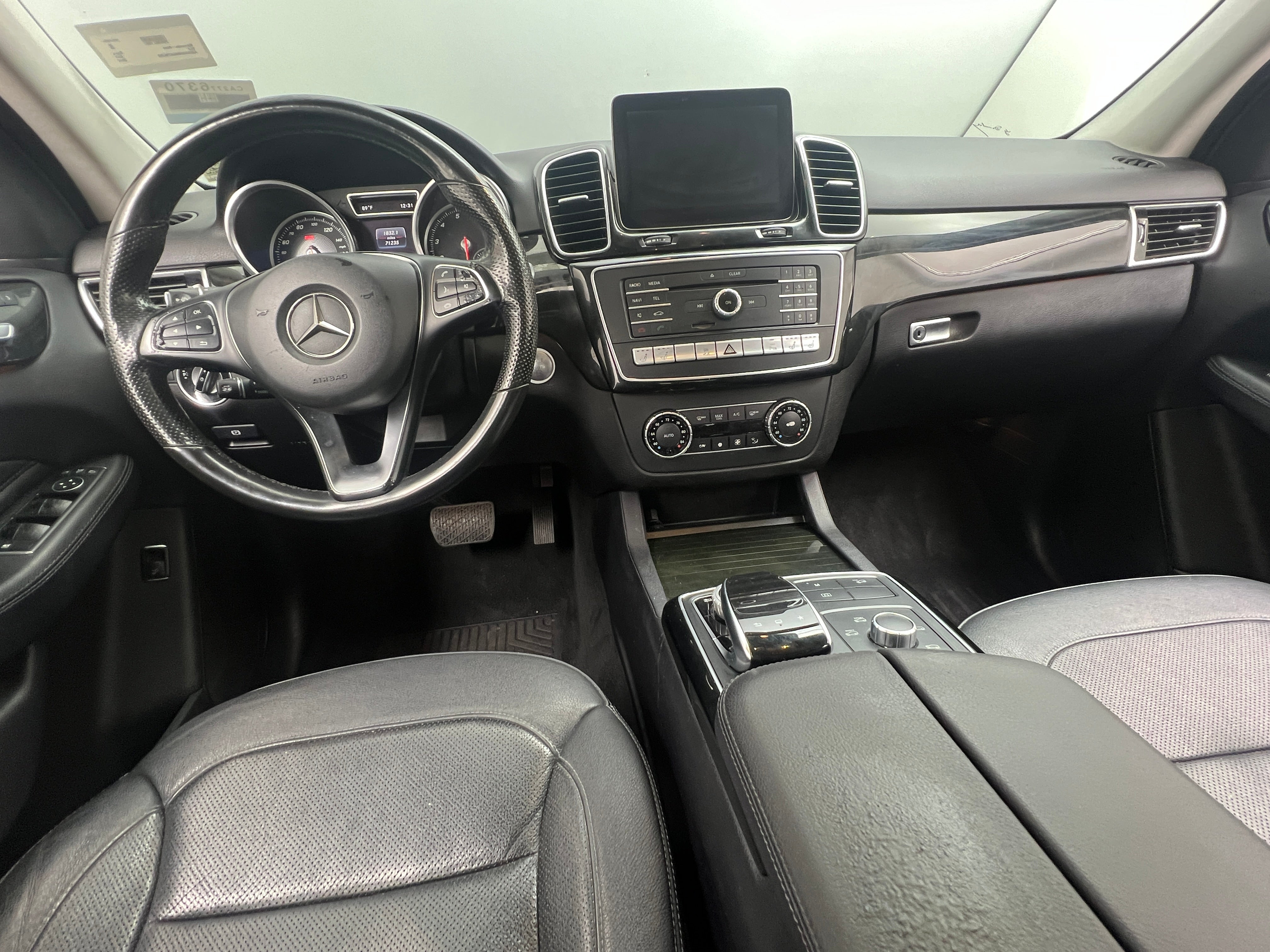 Thumbnail: 2016 Mercedes-Benz GLE - 2