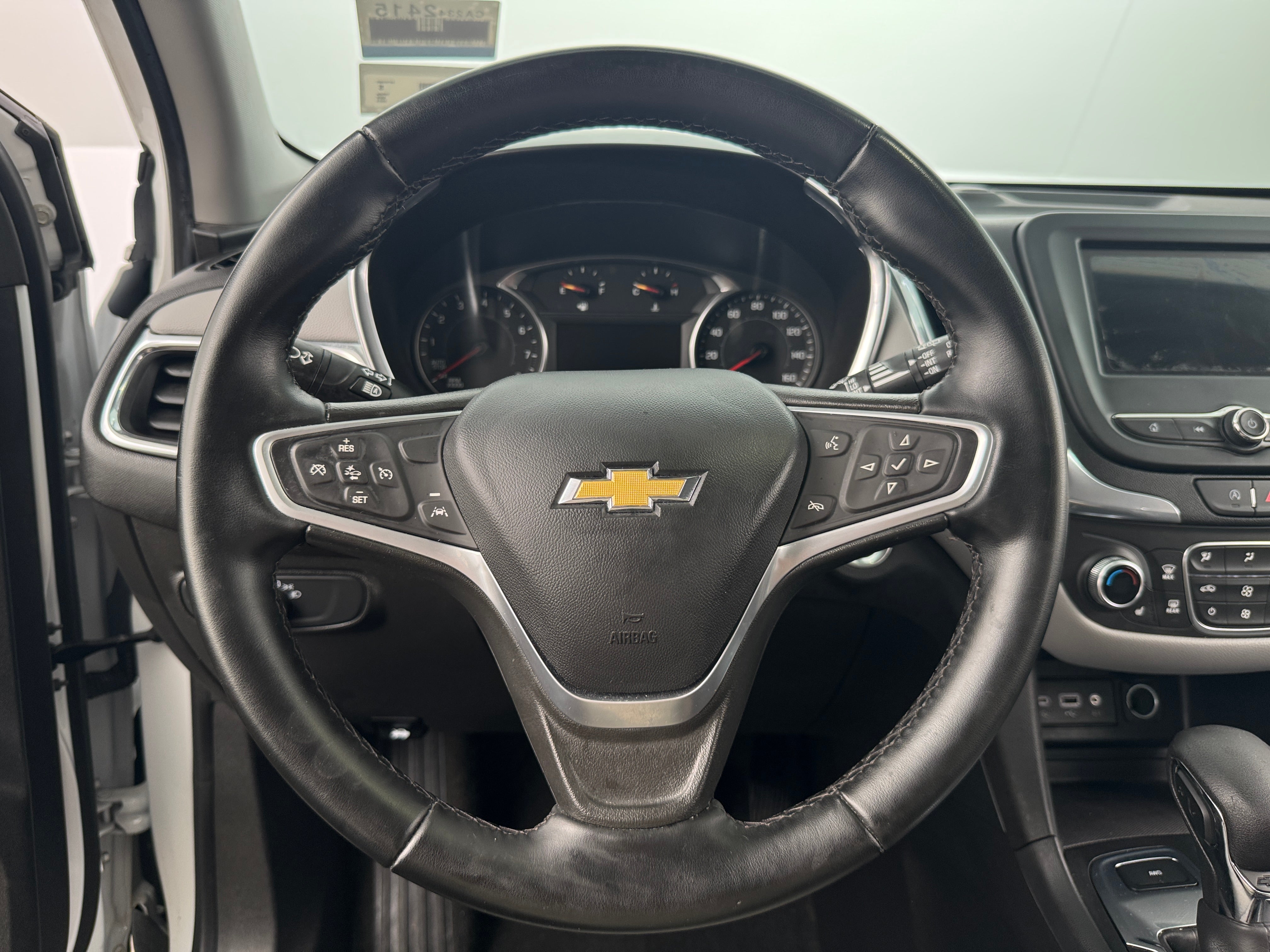 Thumbnail: 2023 Chevrolet Equinox - 5