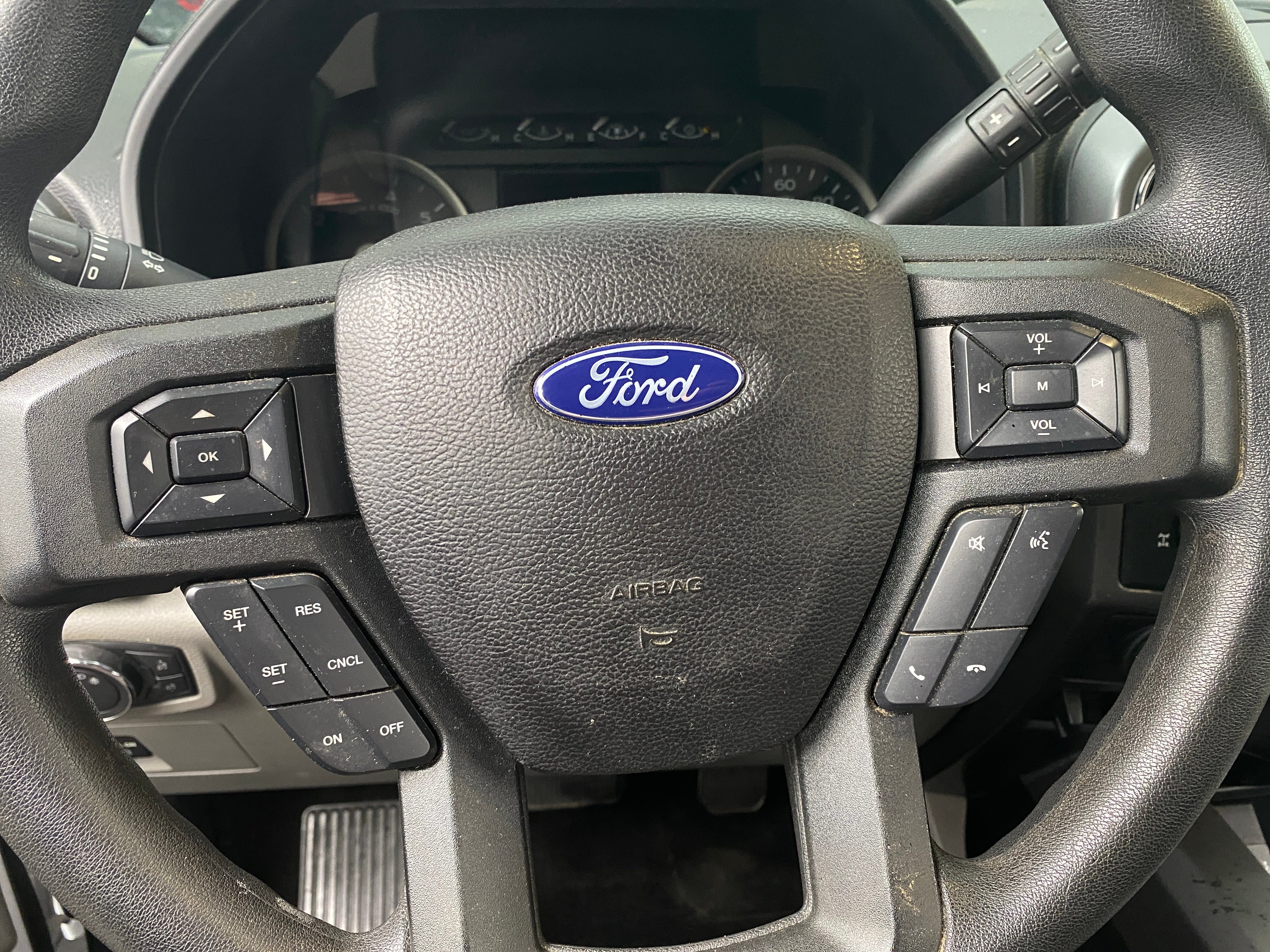 Thumbnail: 2018 Ford Econoline - 5