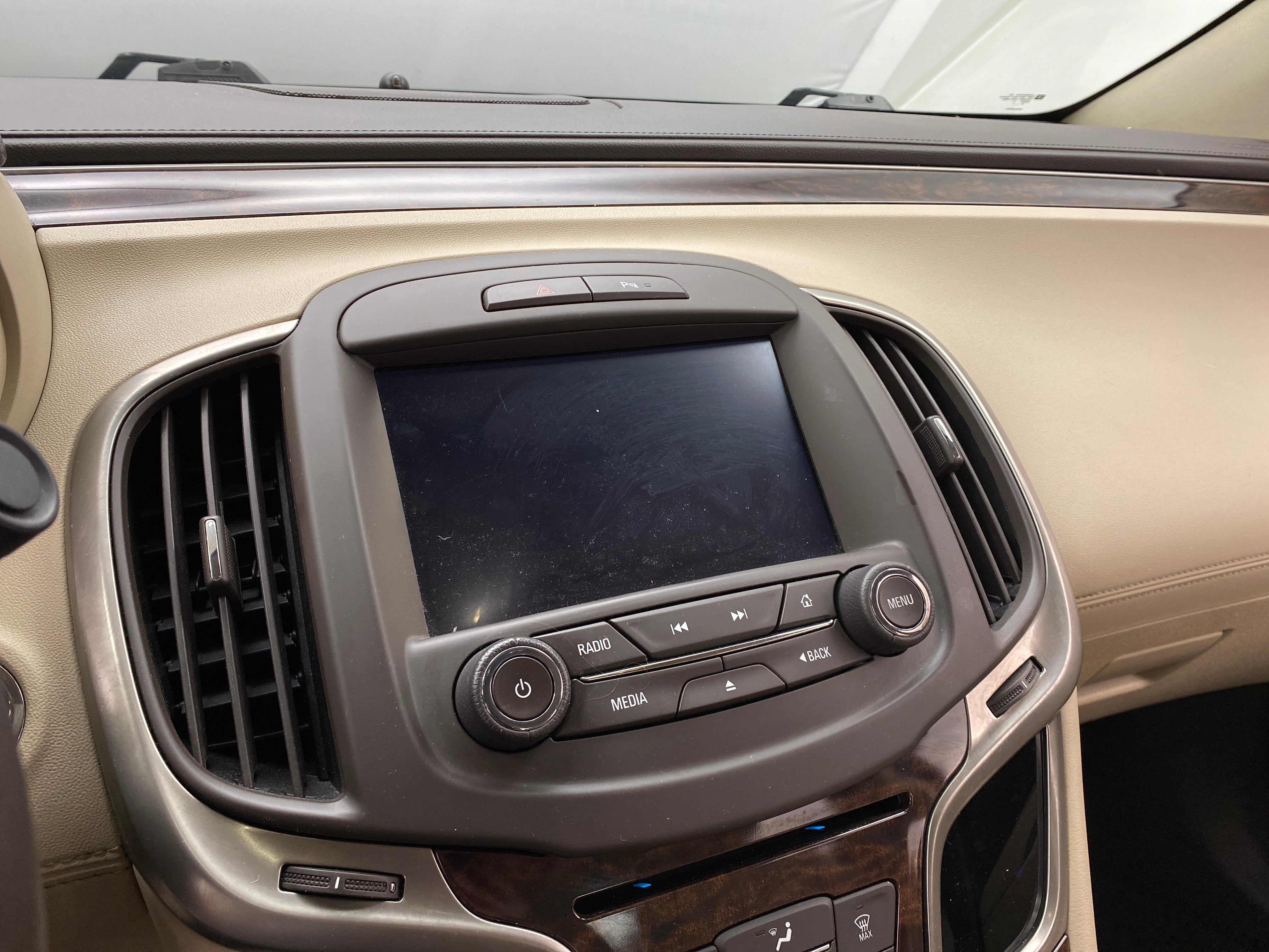 2014 Buick LaCrosse Leather Group 3