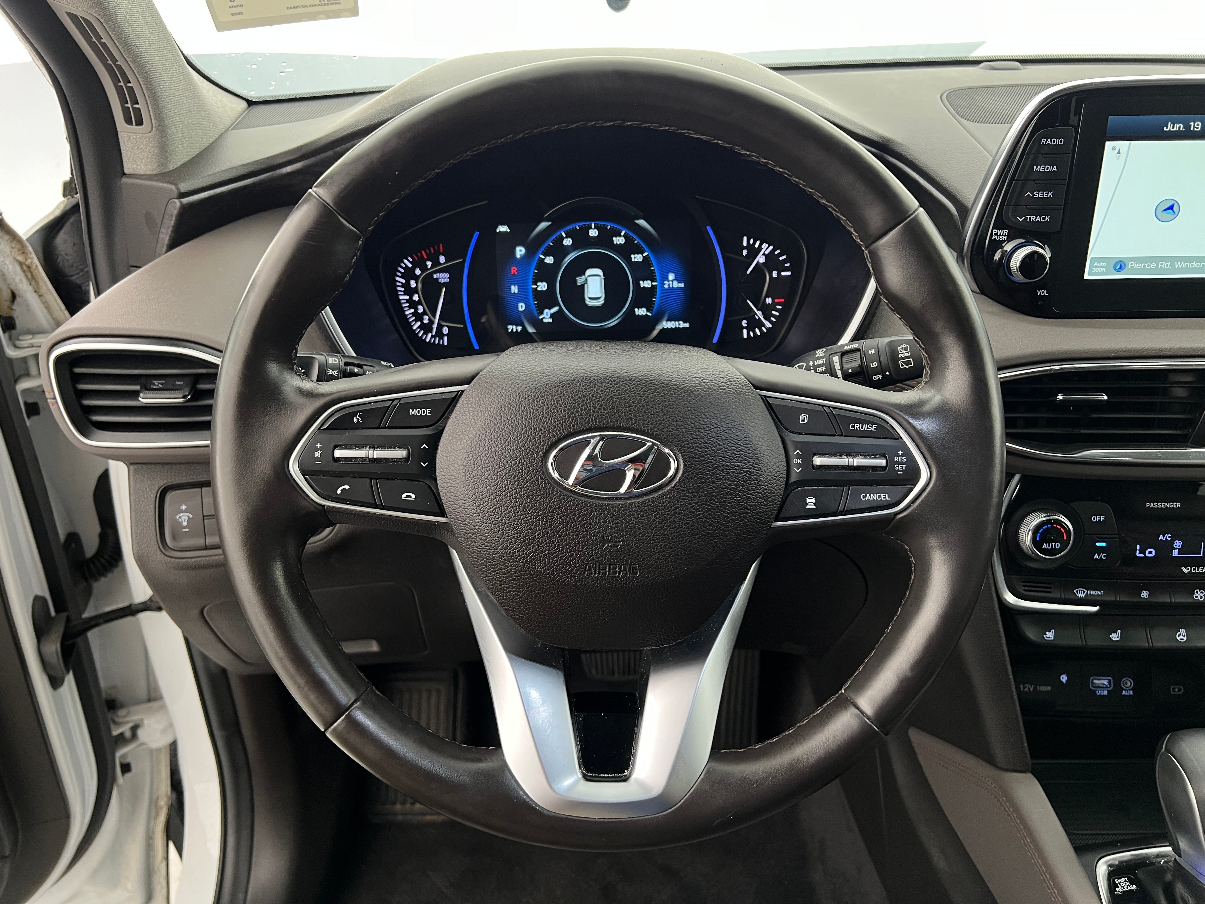Thumbnail: 2020 Hyundai Santa Fe - 4