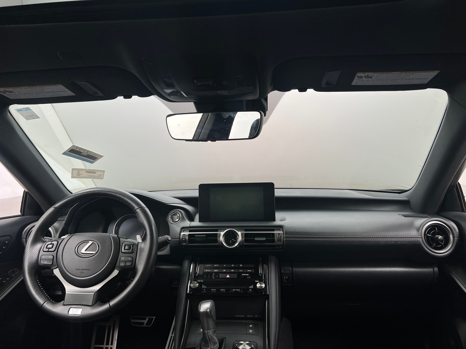 Thumbnail: 2022 Lexus IS - 2