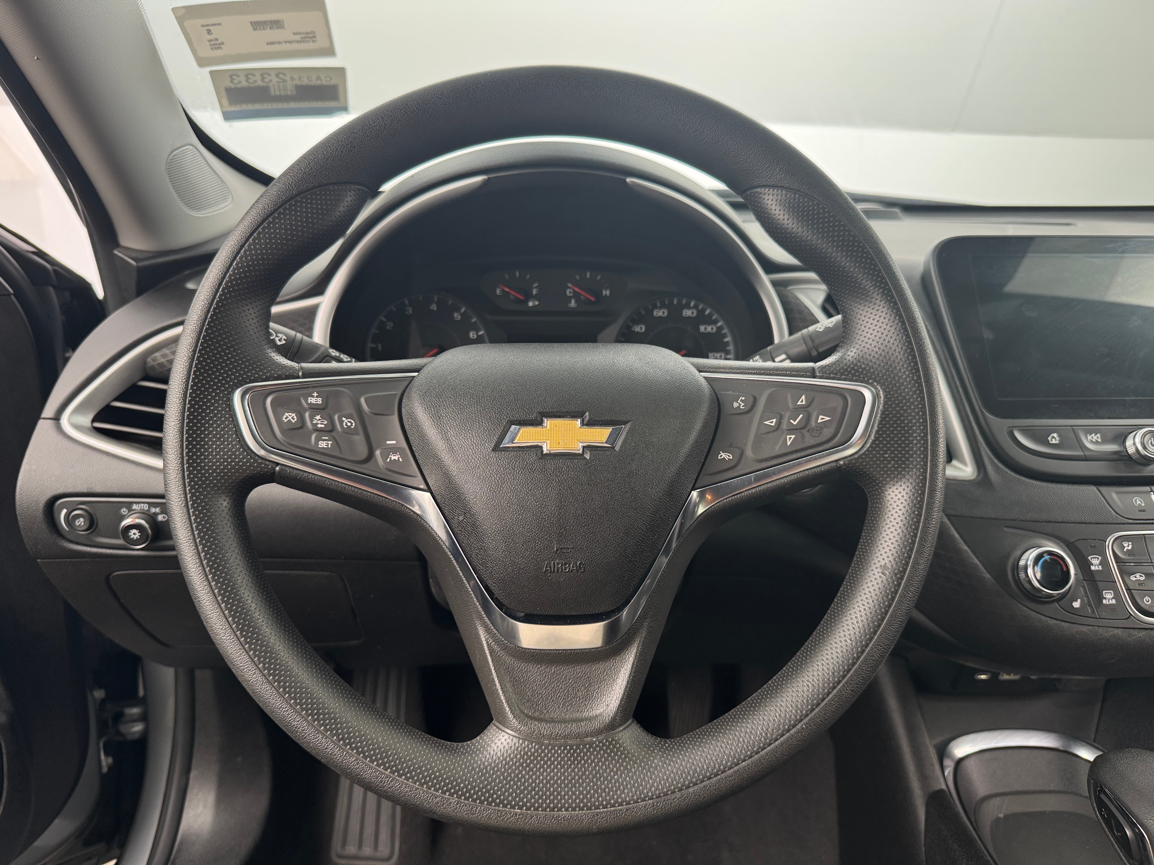 Thumbnail: 2023 Chevrolet Malibu - 5