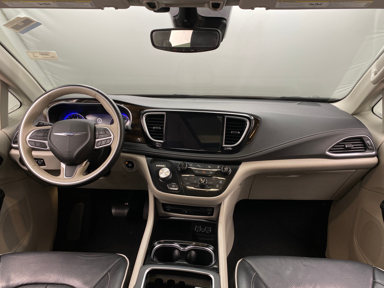 Thumbnail: 2021 Chrysler Pacifica - 2