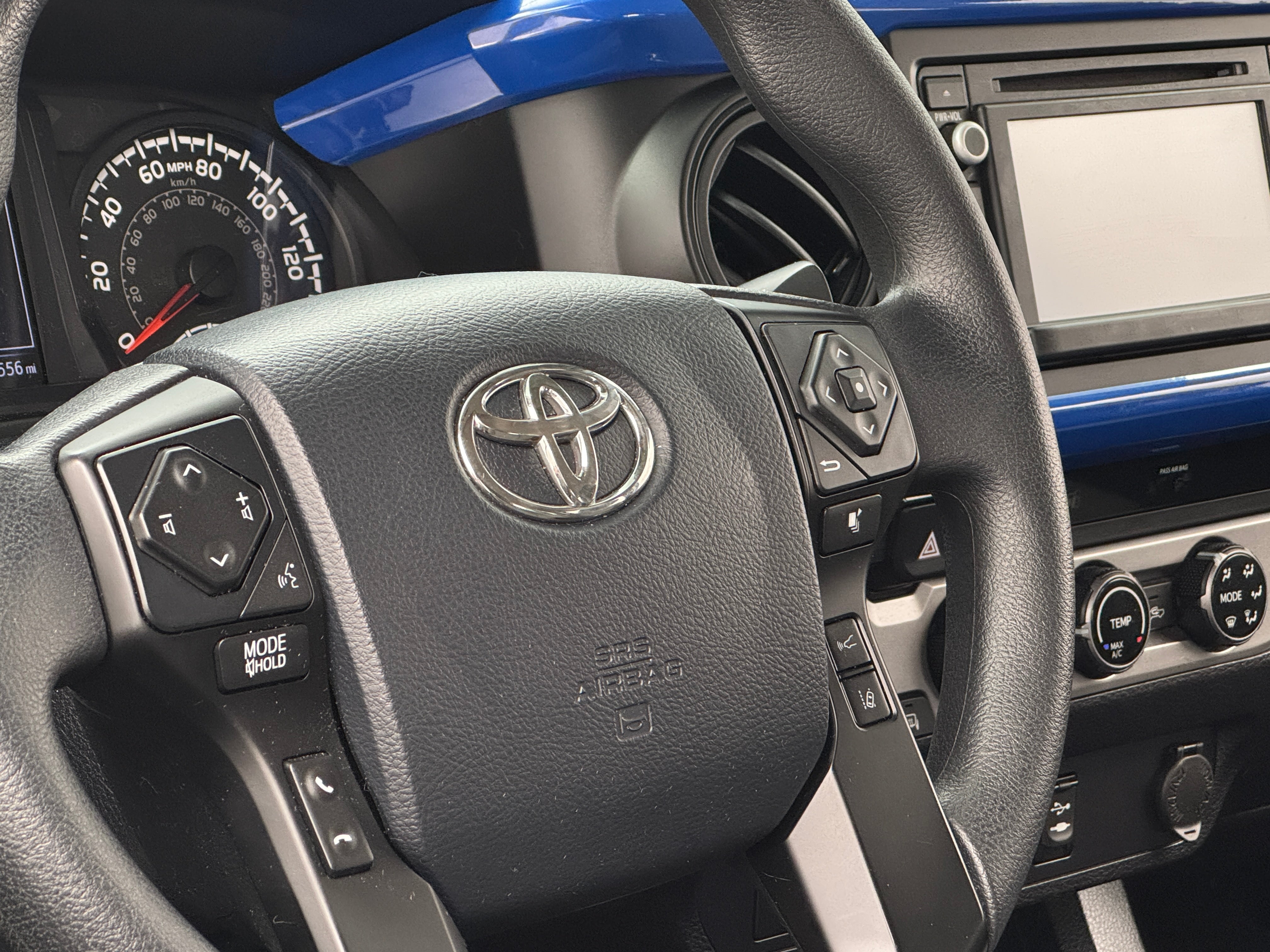 Thumbnail: 2018 Toyota Tacoma - 5