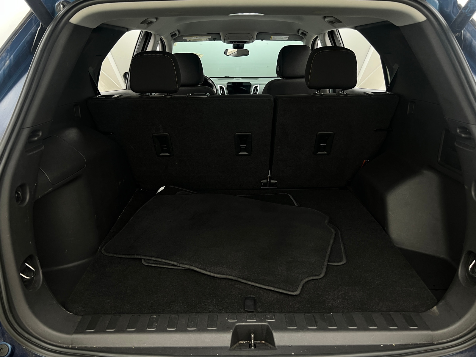 Thumbnail: 2021 Chevrolet Equinox - 7