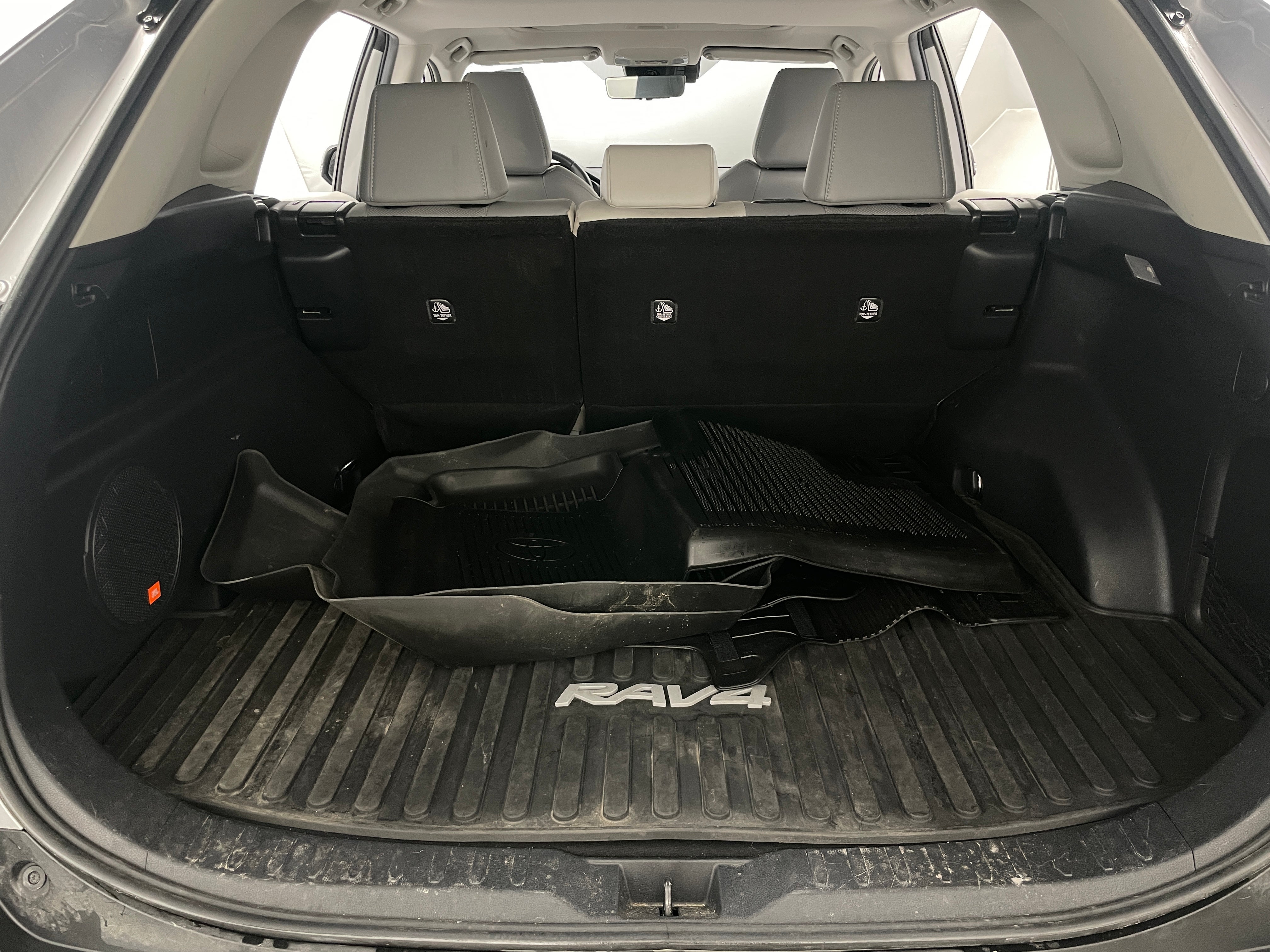 Thumbnail: 2021 Toyota RAV4 - 6