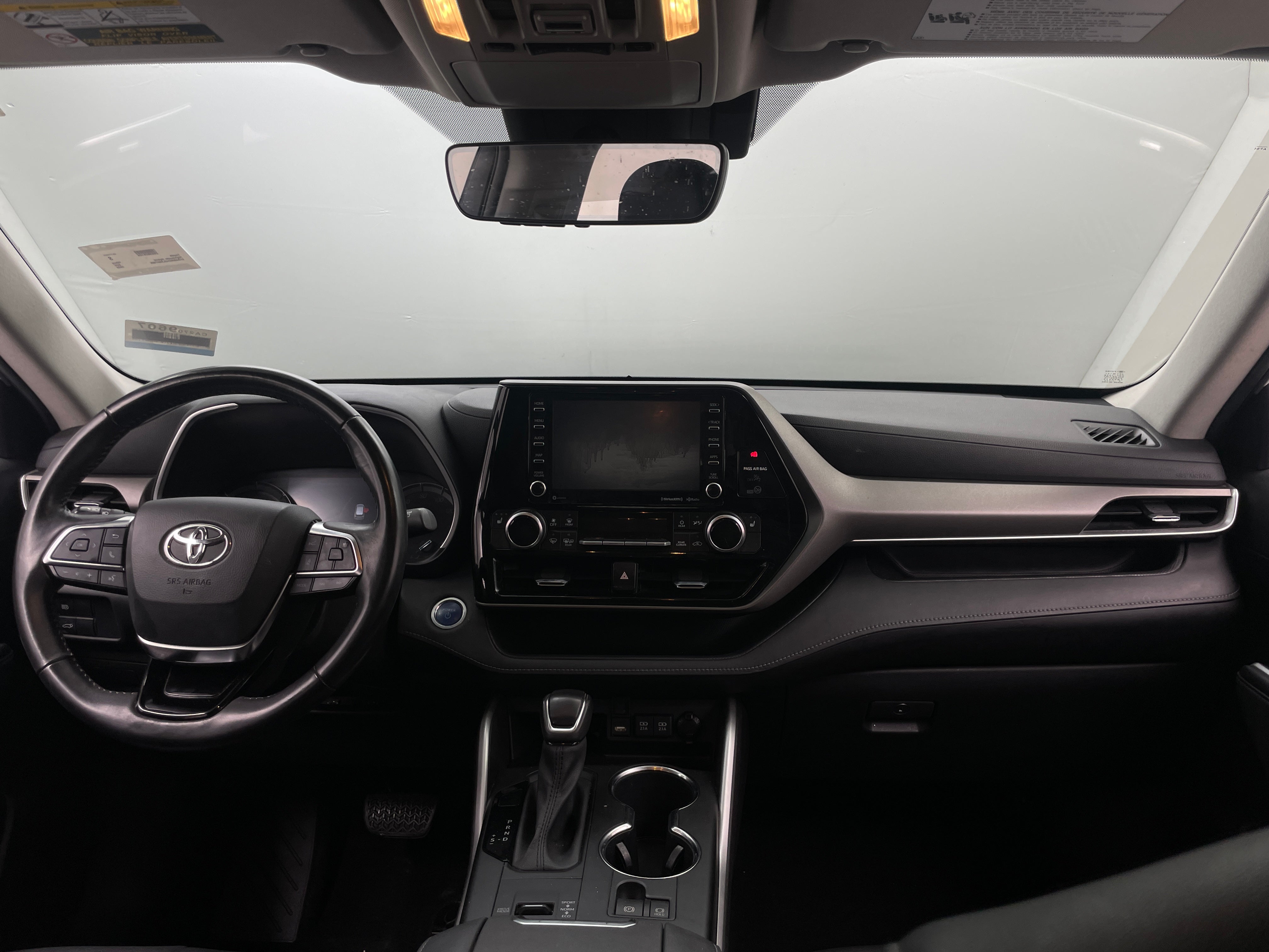 2020 Toyota Highlander XLE 2