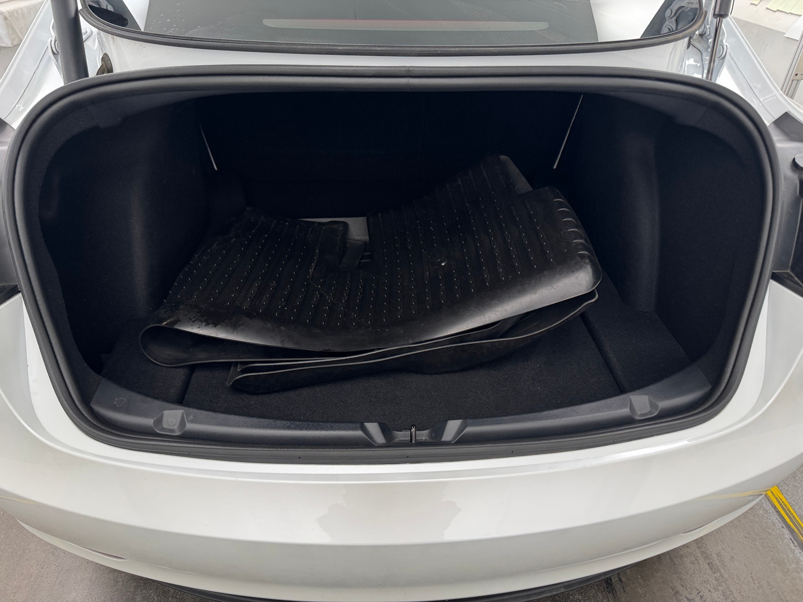 Thumbnail: 2023 Tesla Model 3 - 6
