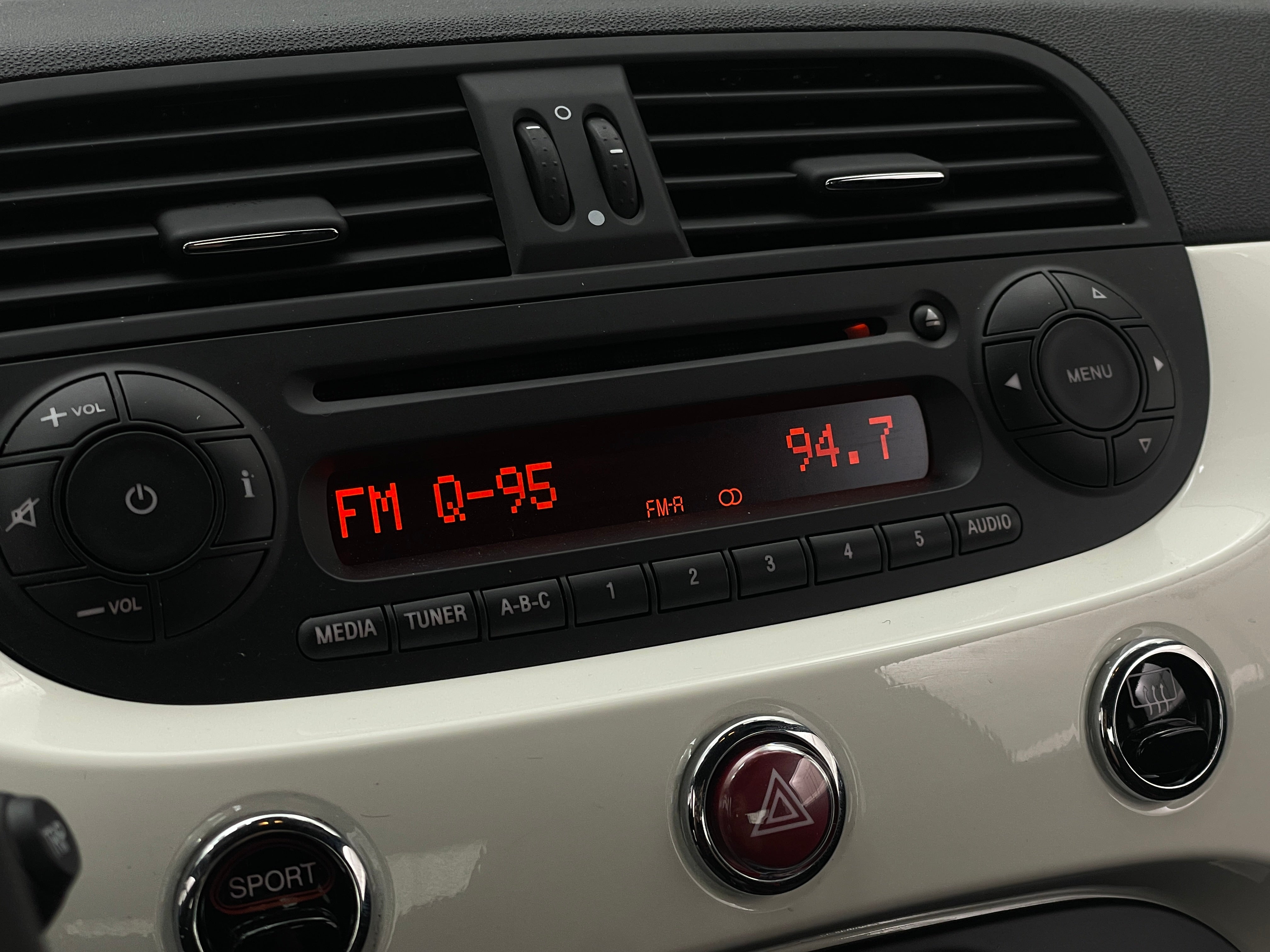 Thumbnail: 2015 Fiat 500 - 4