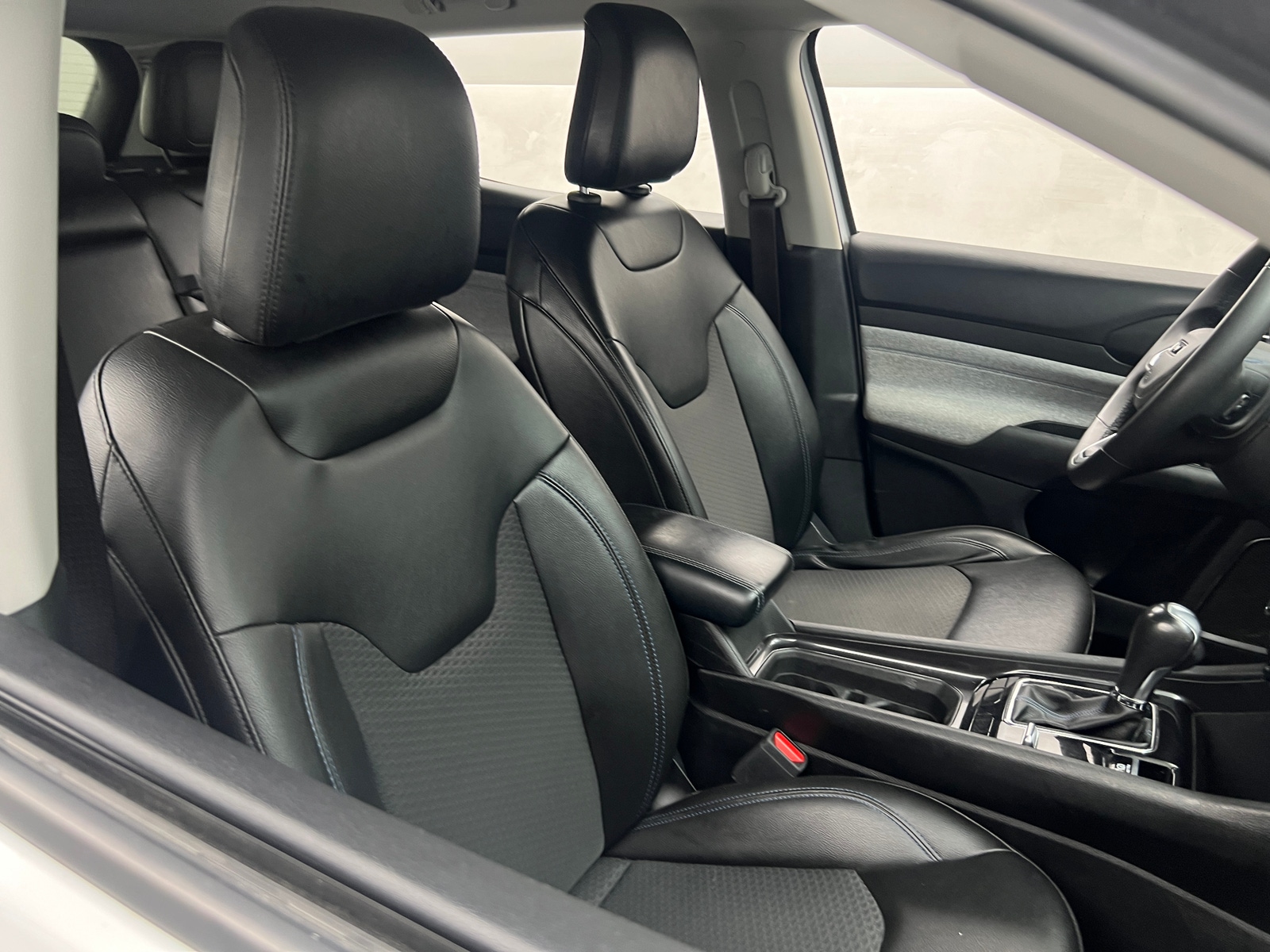 Thumbnail: 2022 Jeep Compass - 2