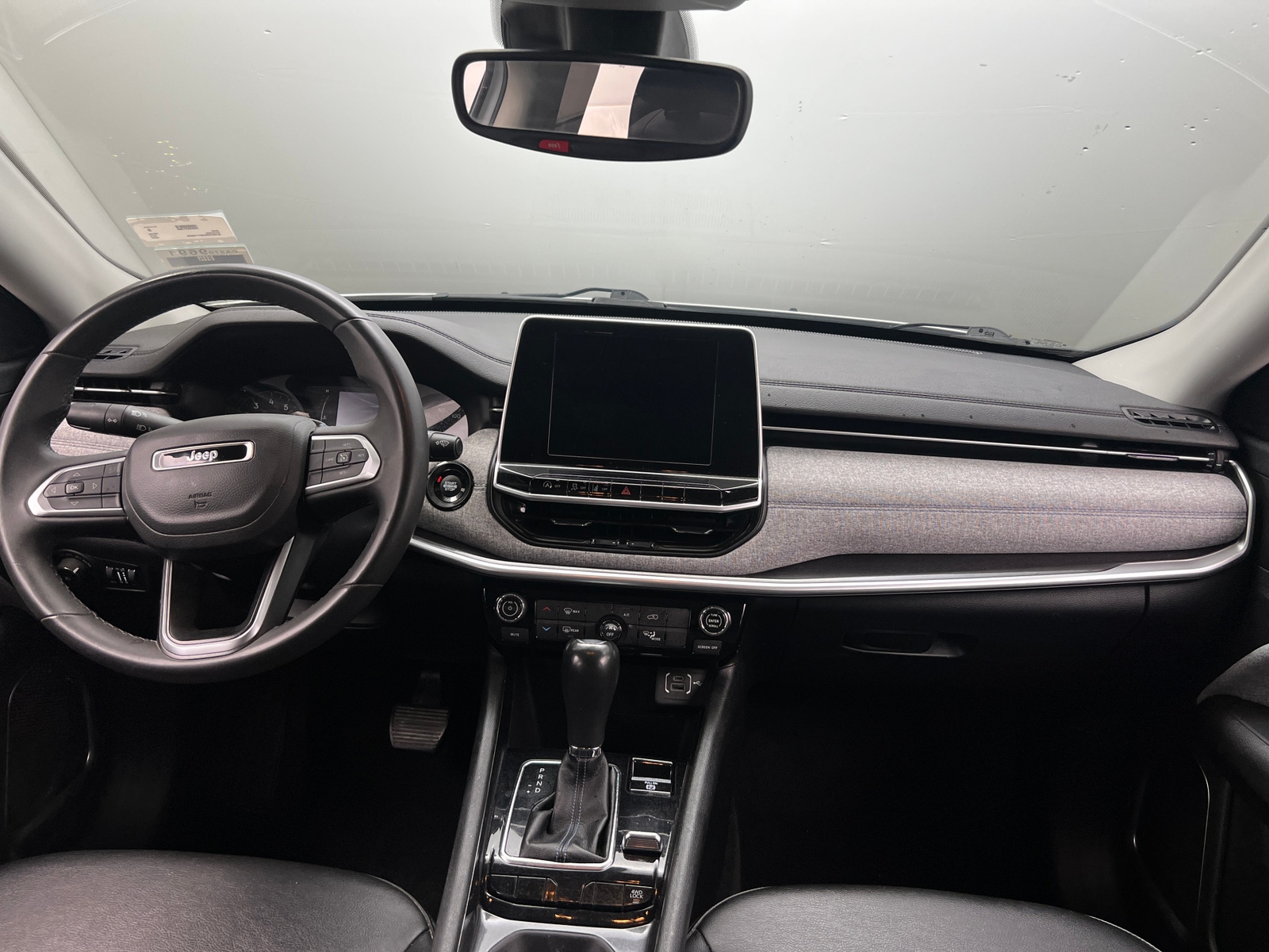 Thumbnail: 2022 Jeep Compass - 3