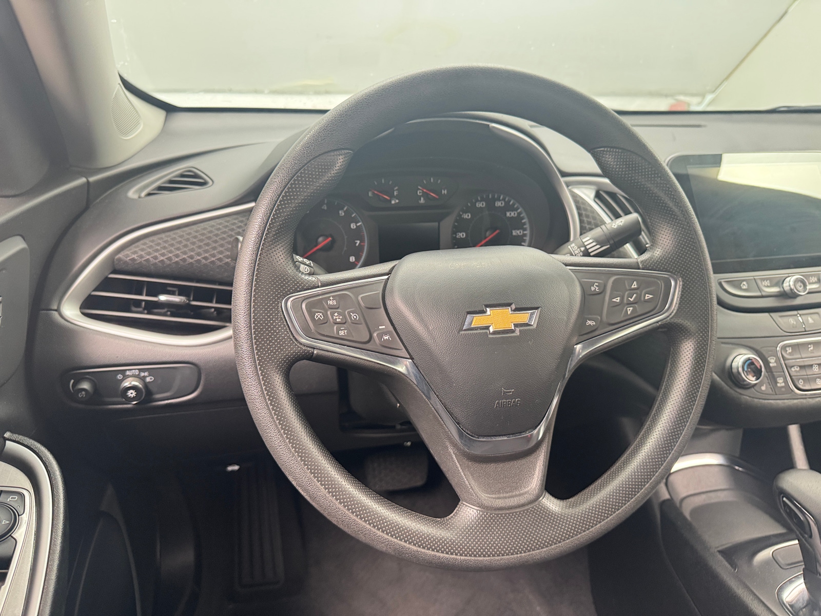Thumbnail: 2023 Chevrolet Malibu - 5