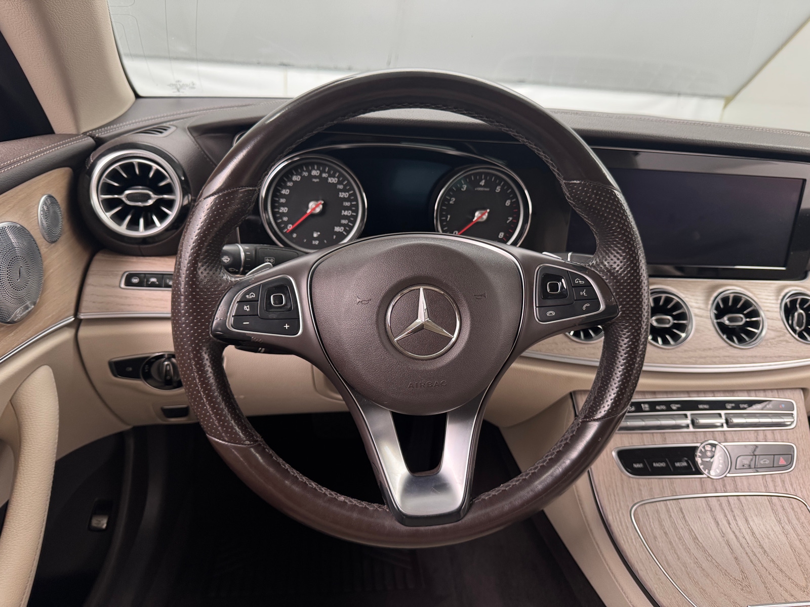 Thumbnail: 2018 Mercedes-Benz E-Class - 4
