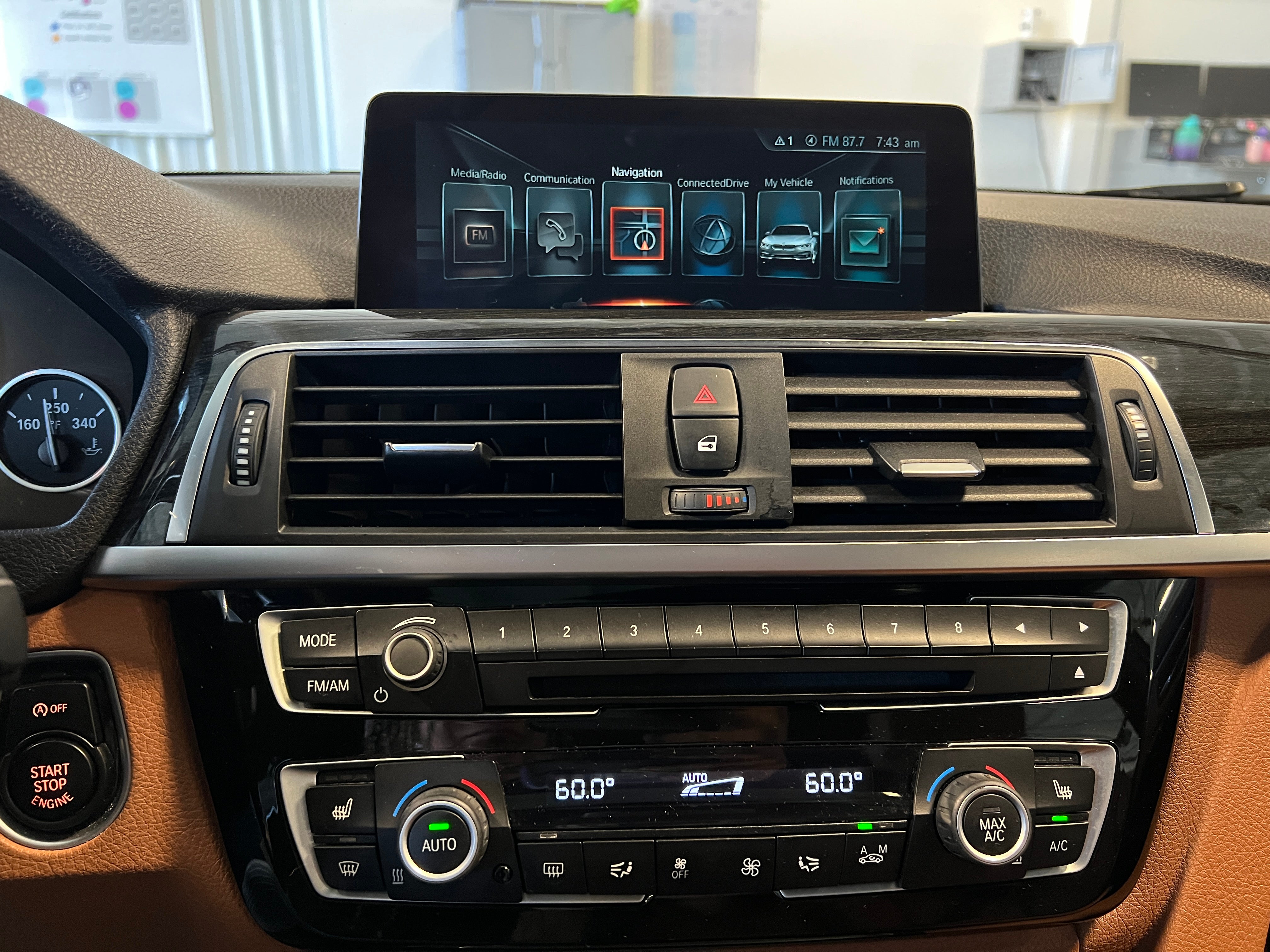 Thumbnail: 2017 BMW 3 Series - 3
