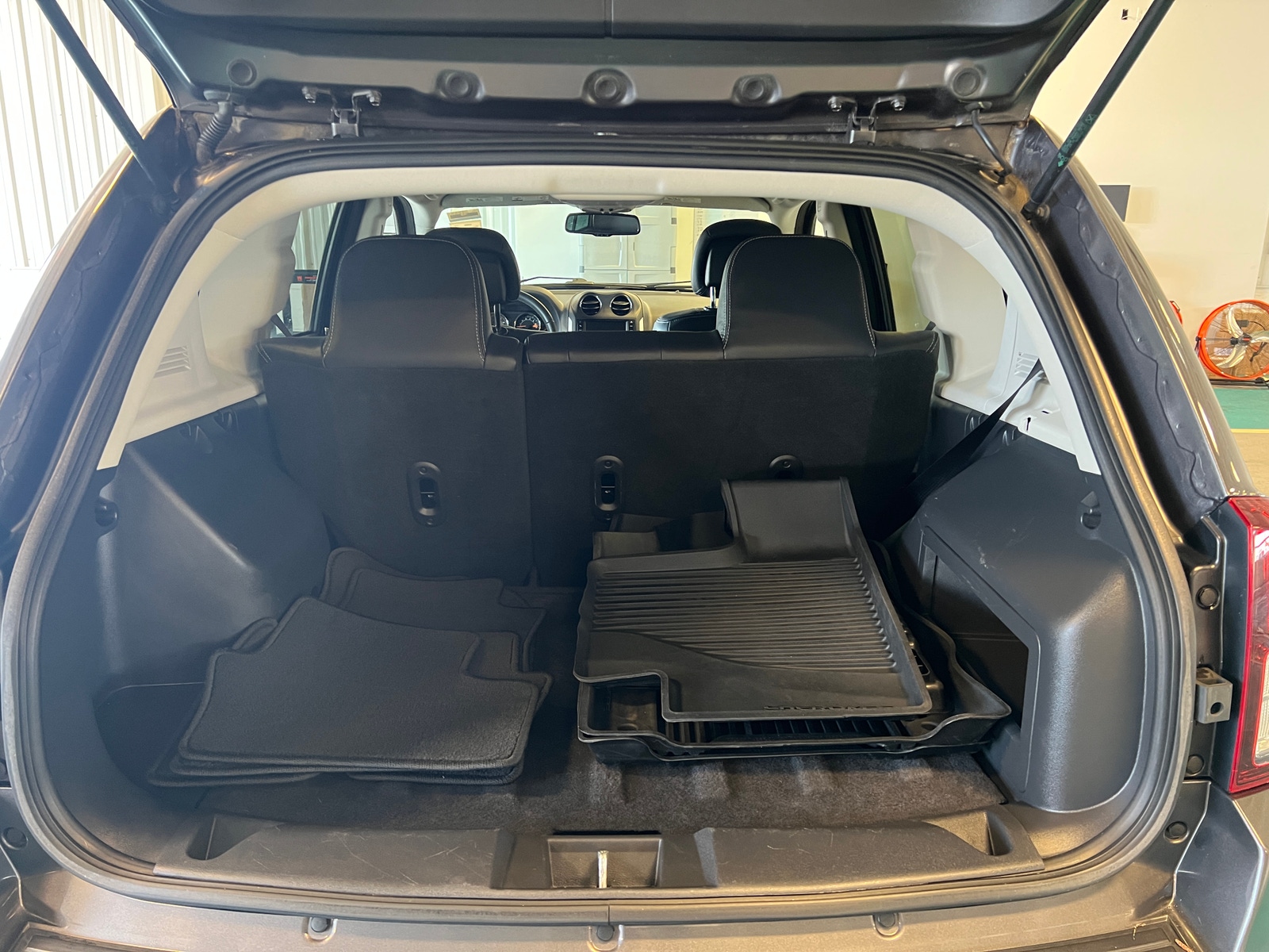 Thumbnail: 2016 Jeep Compass - 6