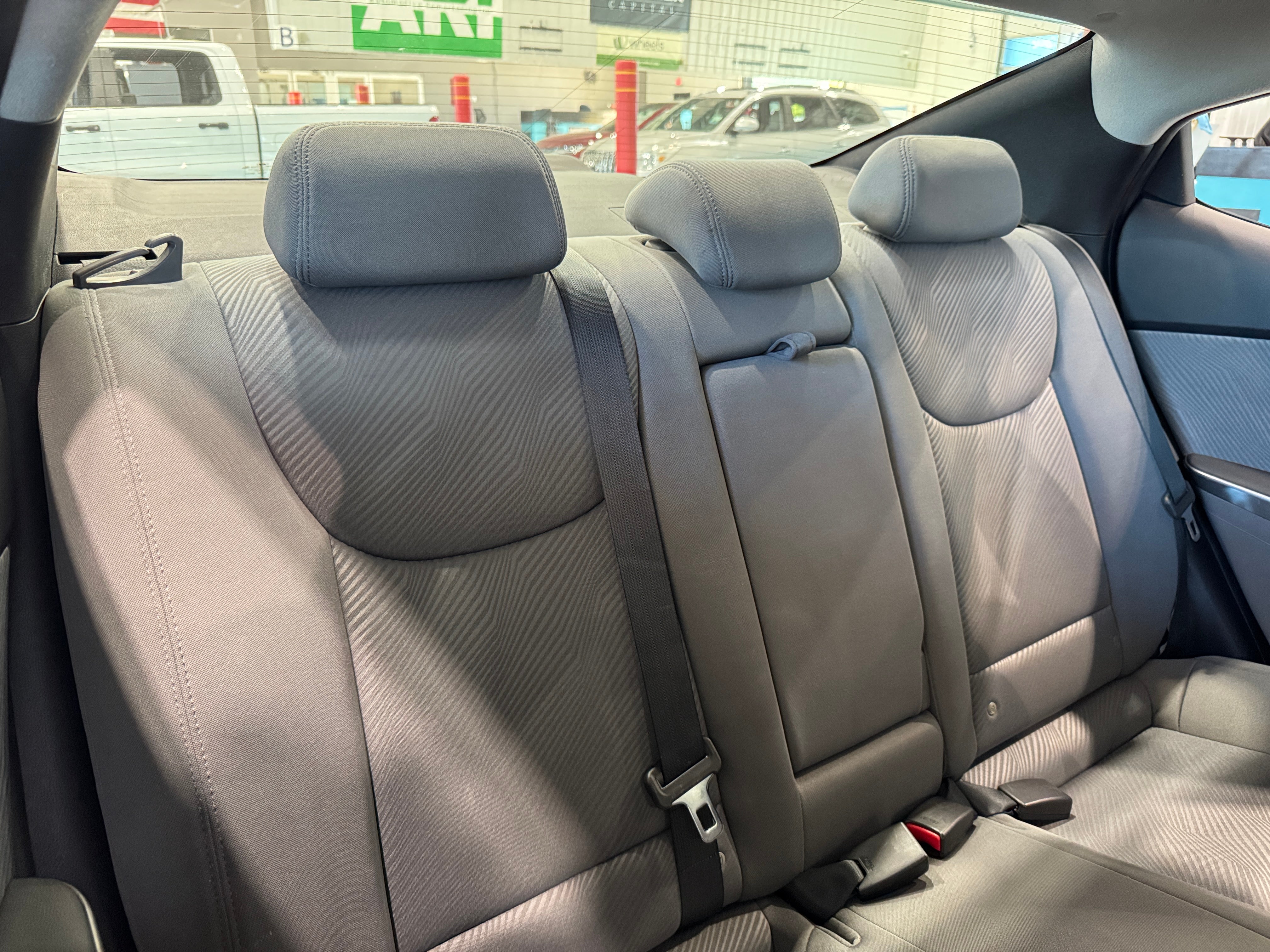 Thumbnail: 2012 Hyundai Elantra - 6