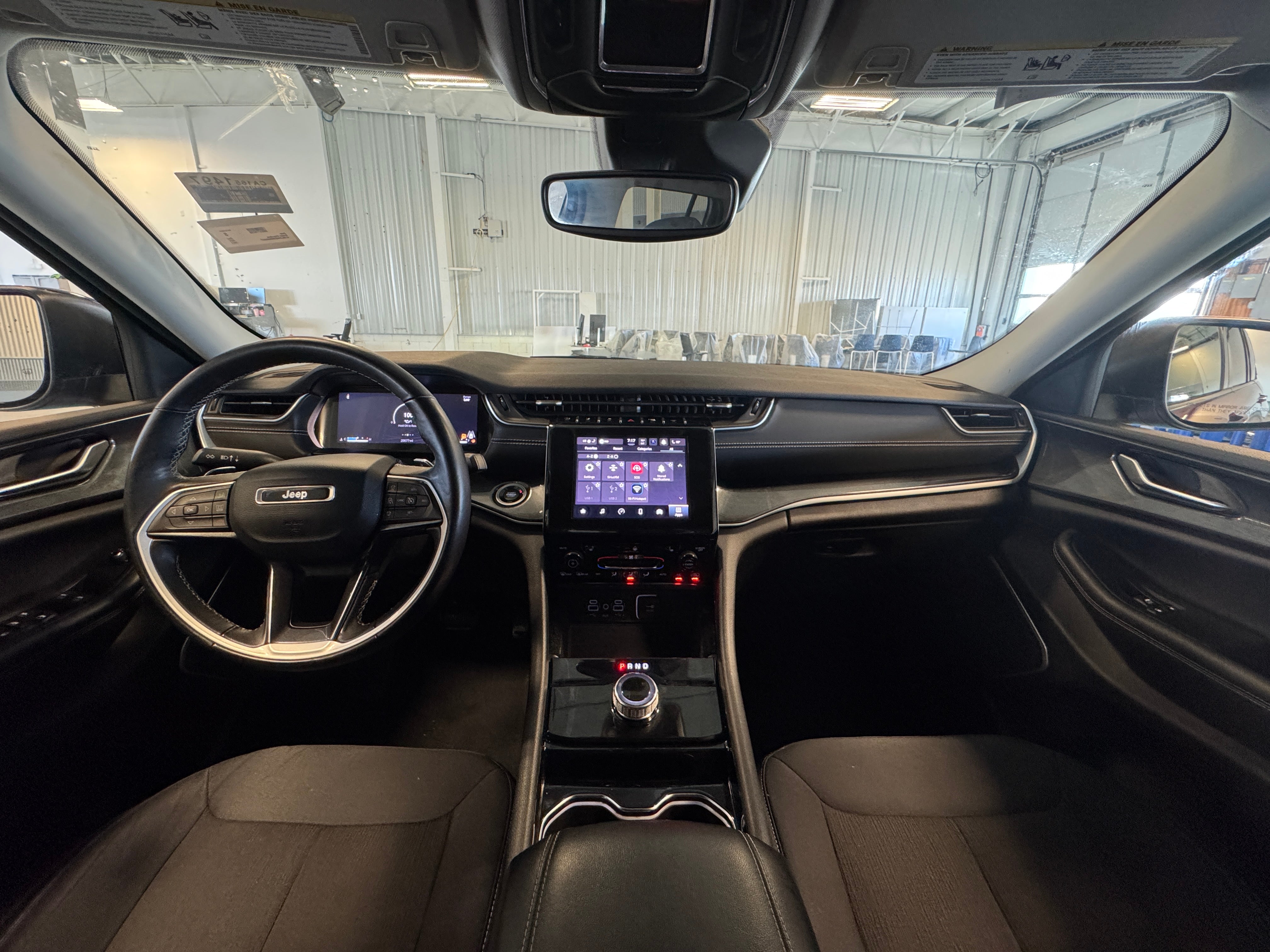 Thumbnail: 2022 Jeep Grand Cherokee - 3