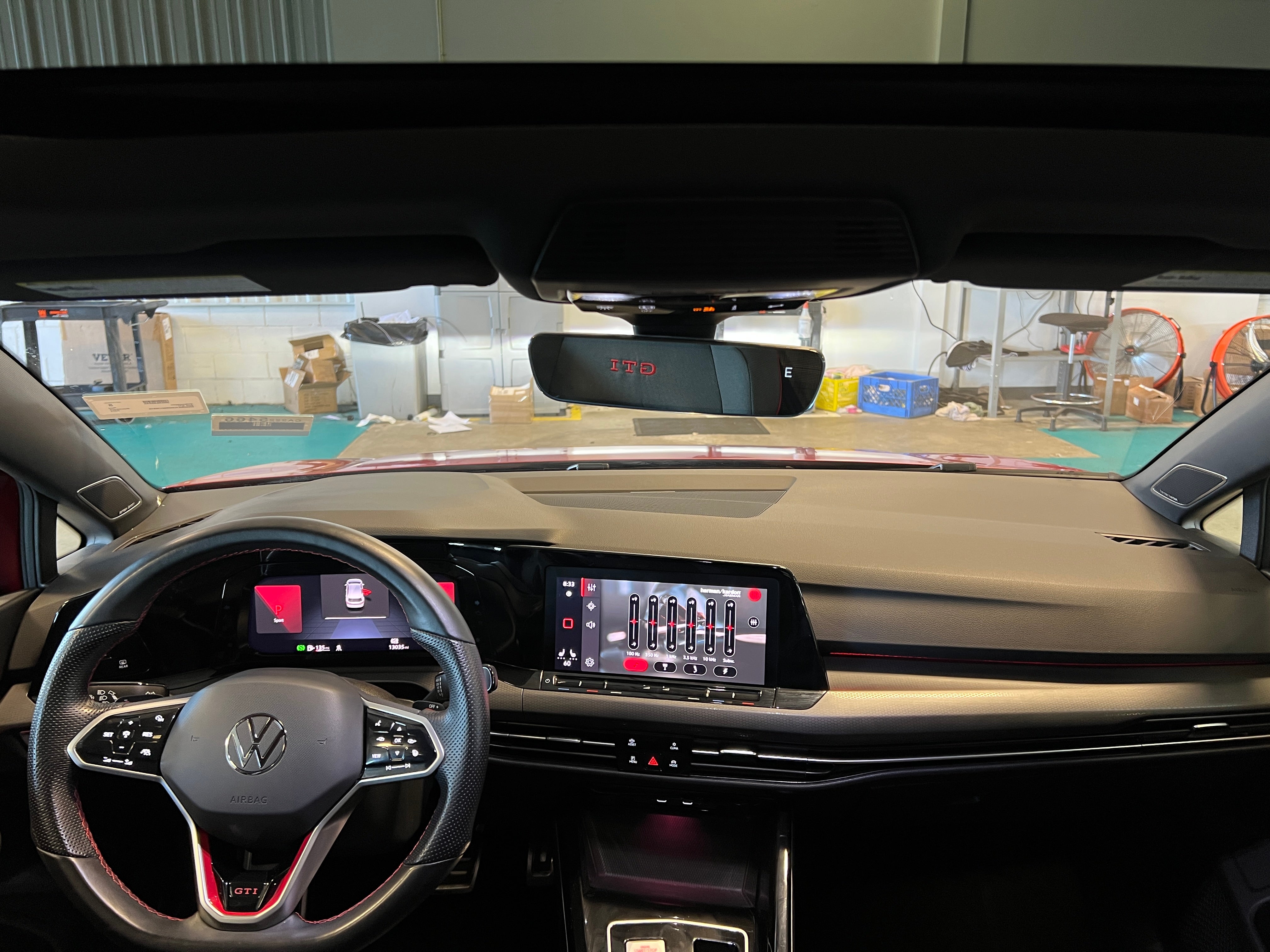 Thumbnail: 2024 Volkswagen Golf - 3