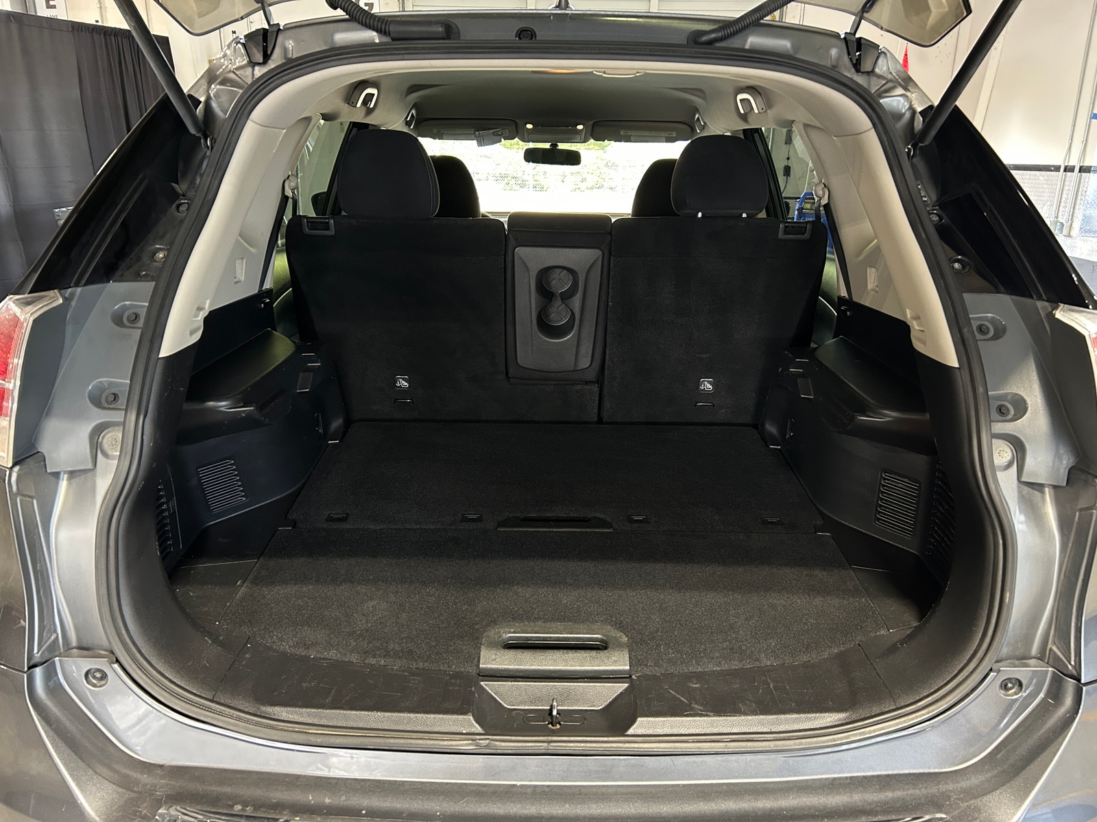 Thumbnail: 2016 Nissan Rogue - 7