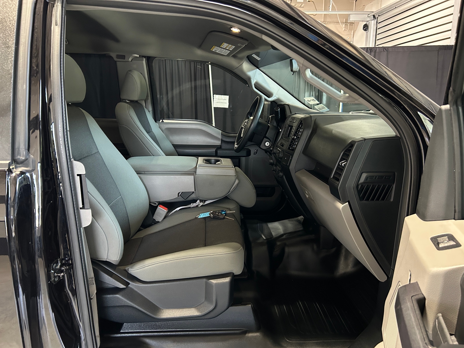 Thumbnail: 2020 Ford Econoline - 2