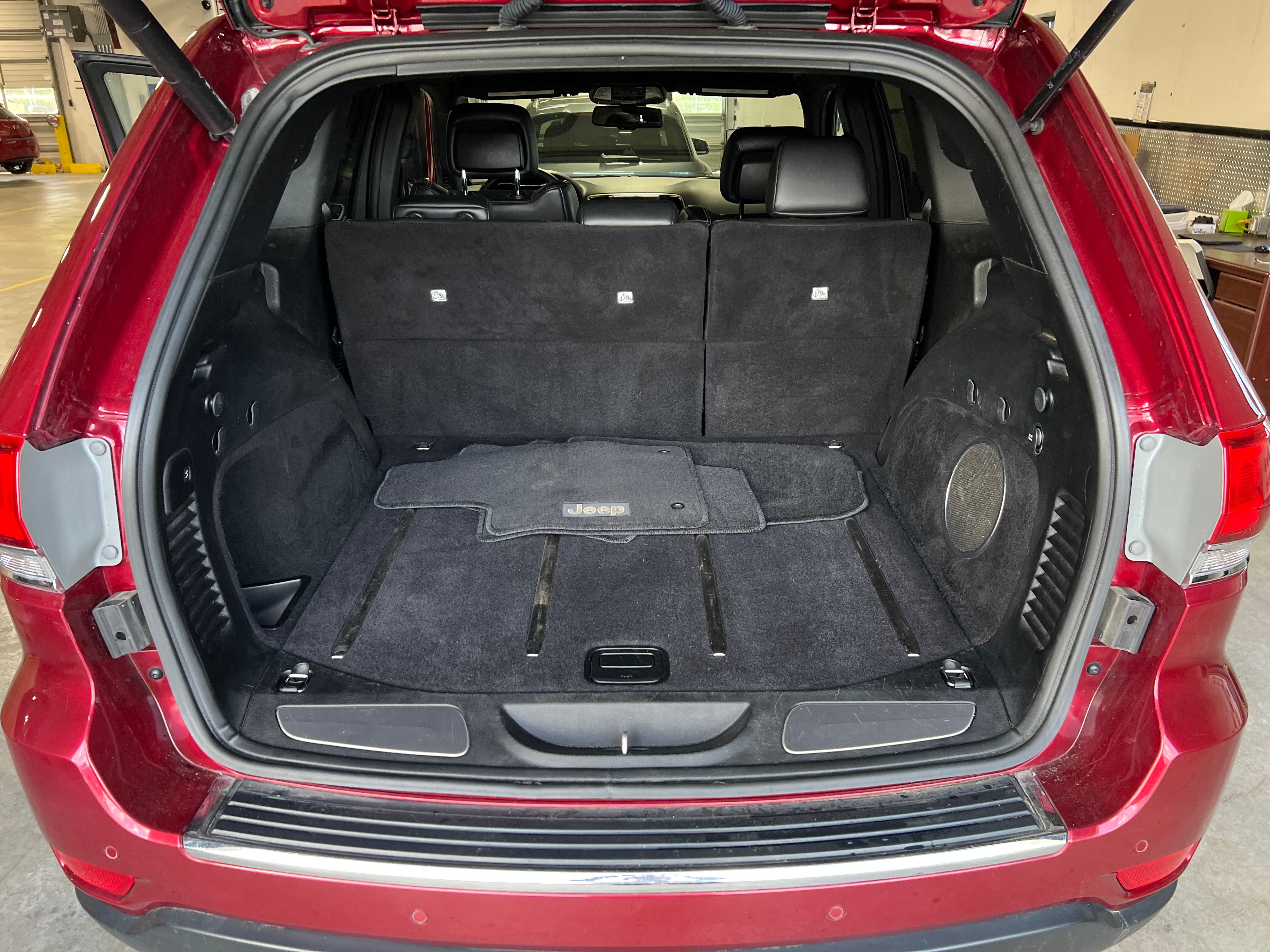 Thumbnail: 2014 Jeep Grand Cherokee - 6