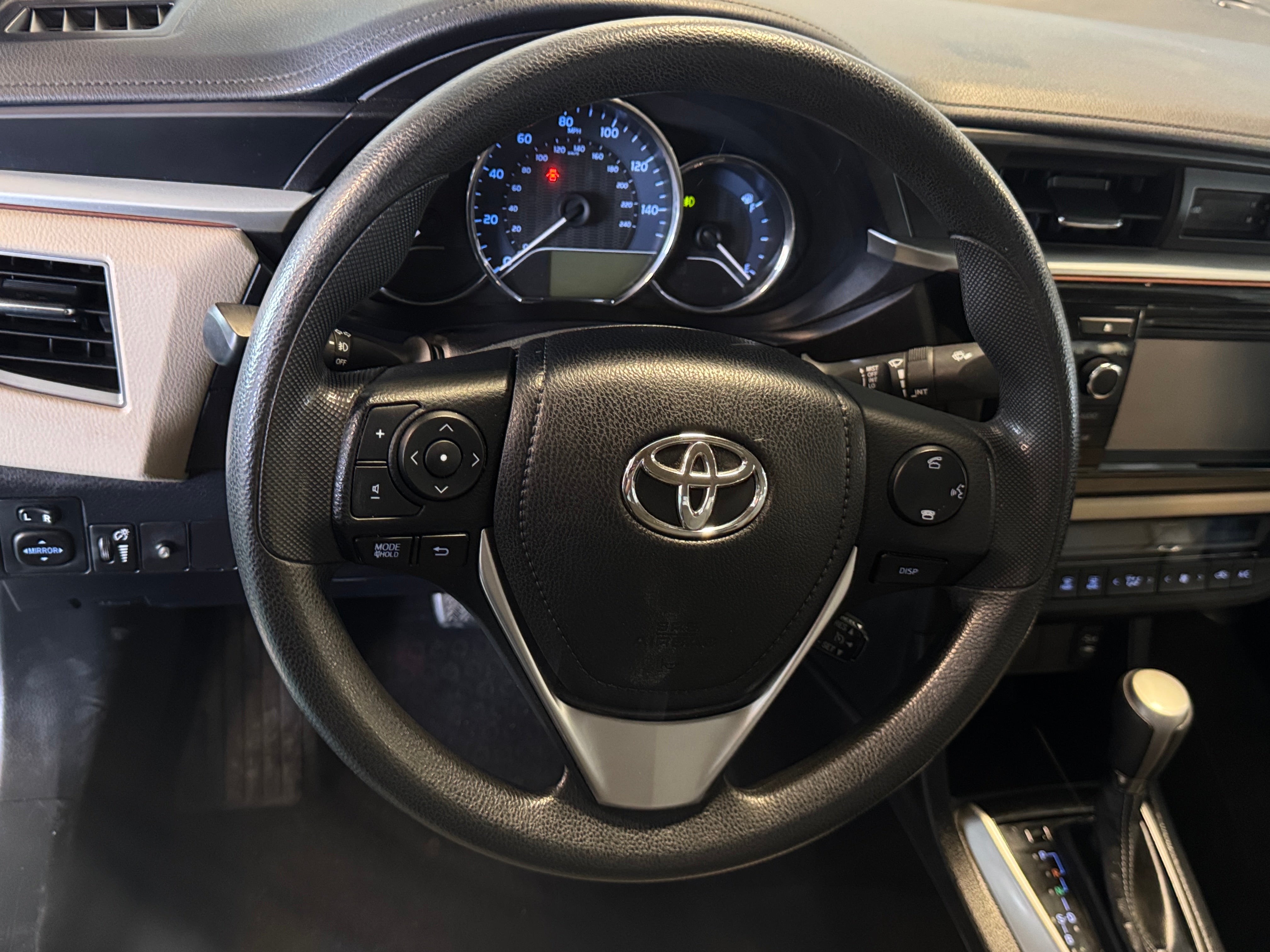 Thumbnail: 2015 Toyota Corolla - 5