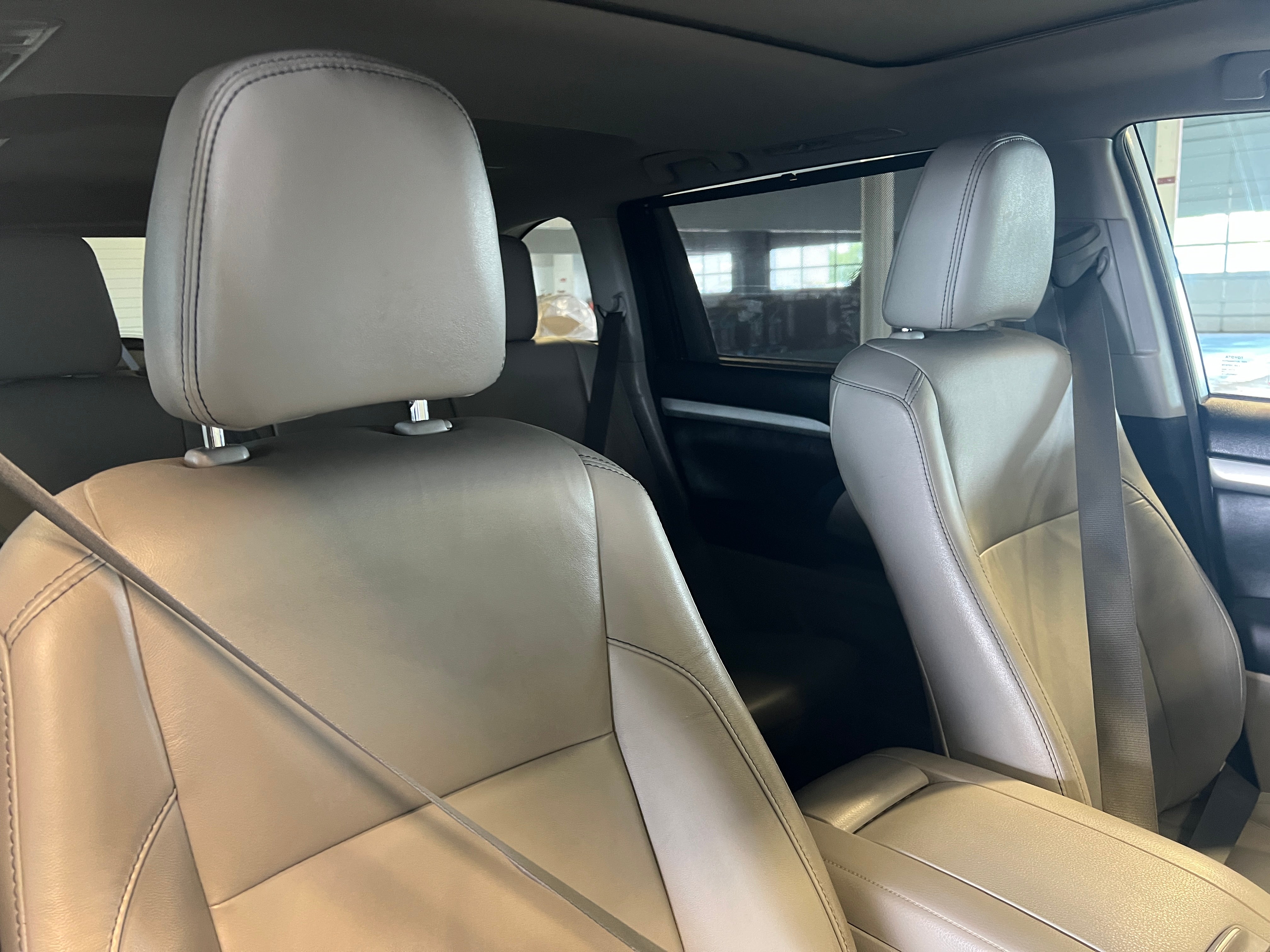 Thumbnail: 2018 Toyota Highlander - 2
