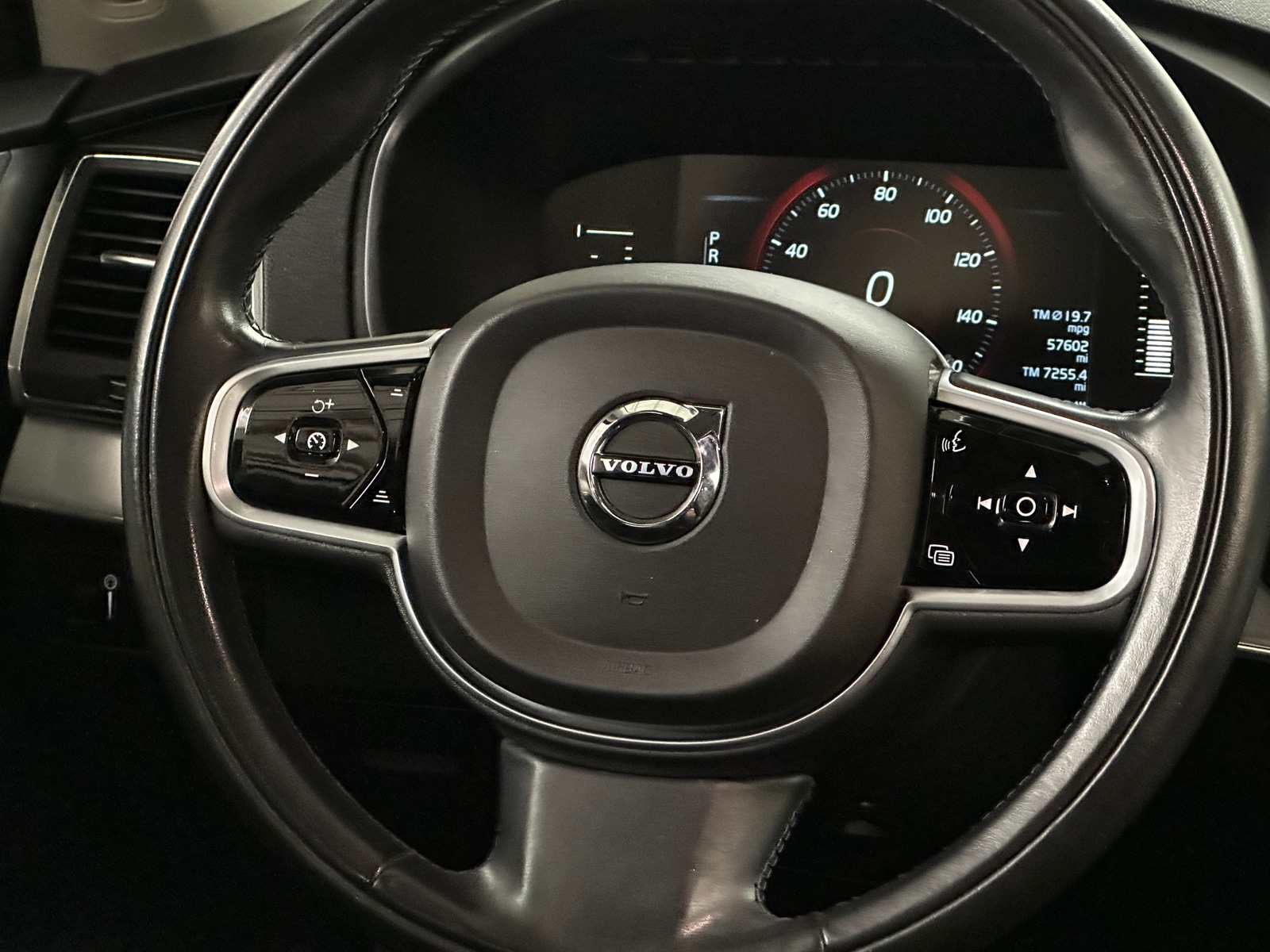 Thumbnail: 2018 Volvo XC90 - 4