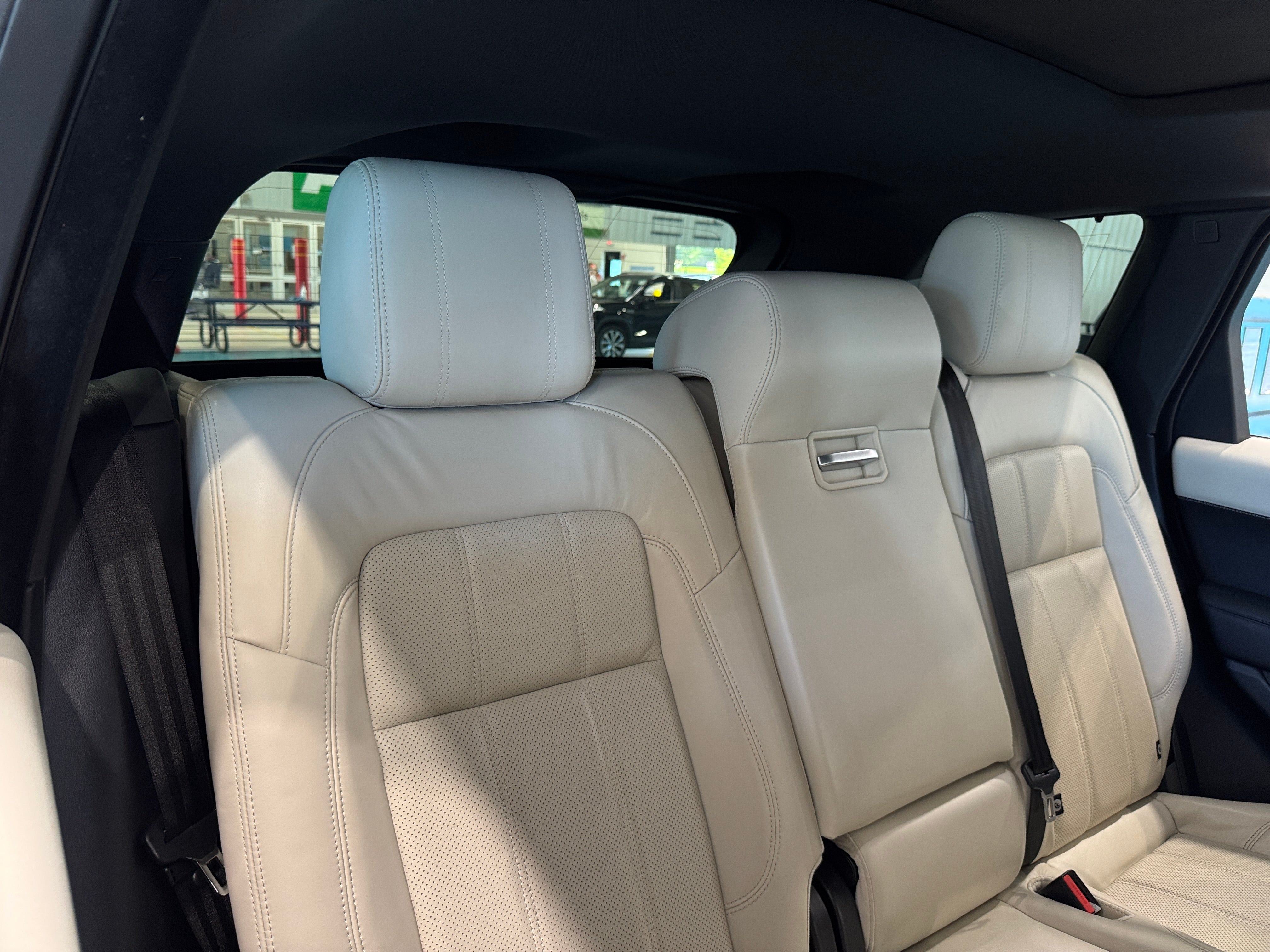 Thumbnail: 2020 Land Rover Range Rover Sport - 5