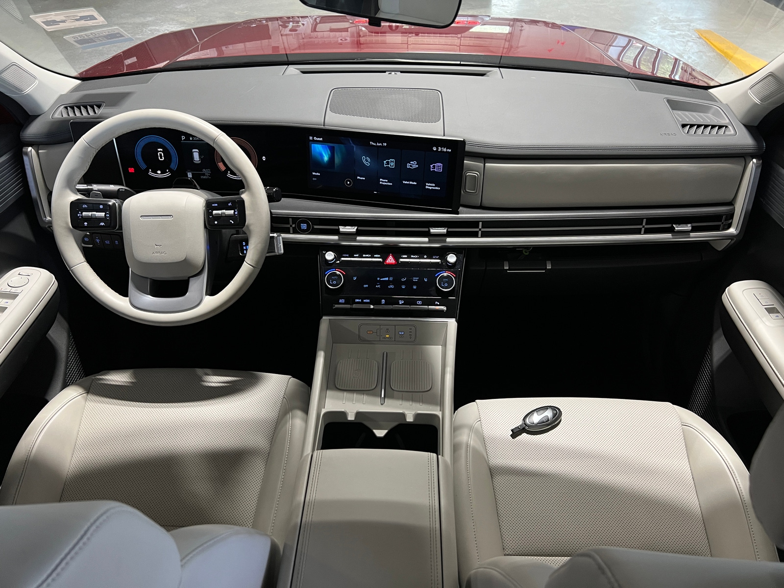 Thumbnail: 2024 Hyundai Santa Fe - 2