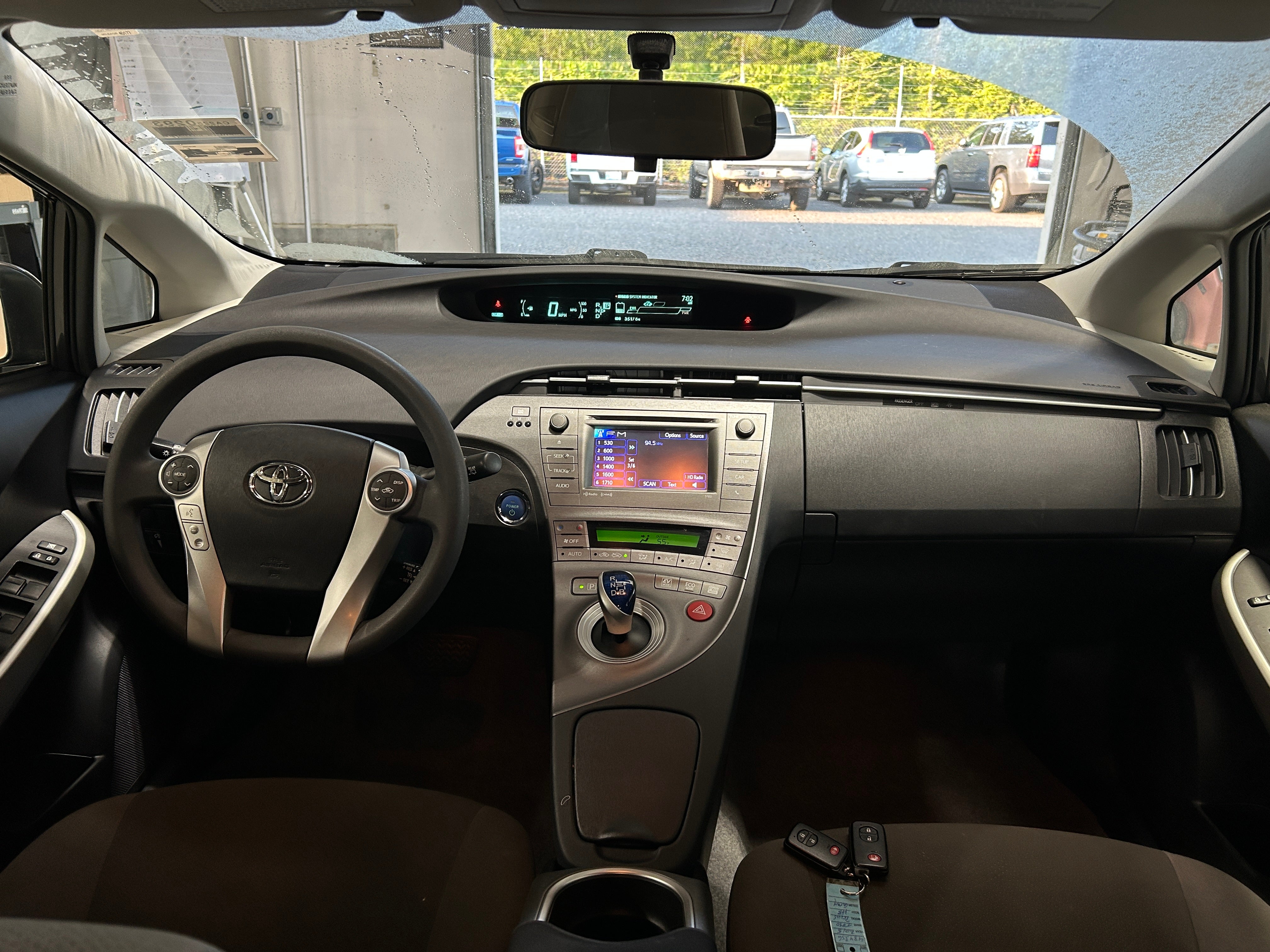 Thumbnail: 2015 Toyota Prius - 3