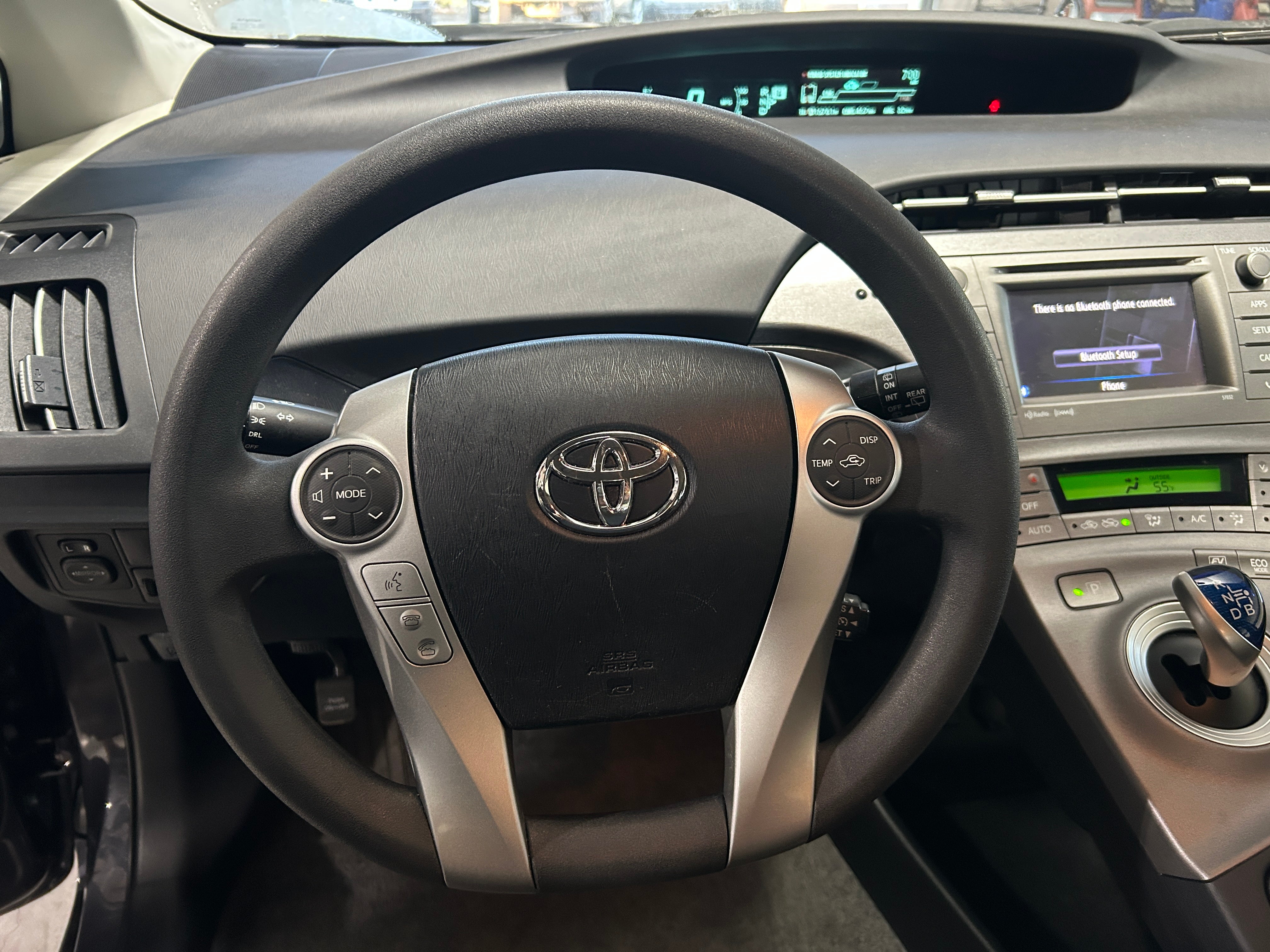 Thumbnail: 2015 Toyota Prius - 5