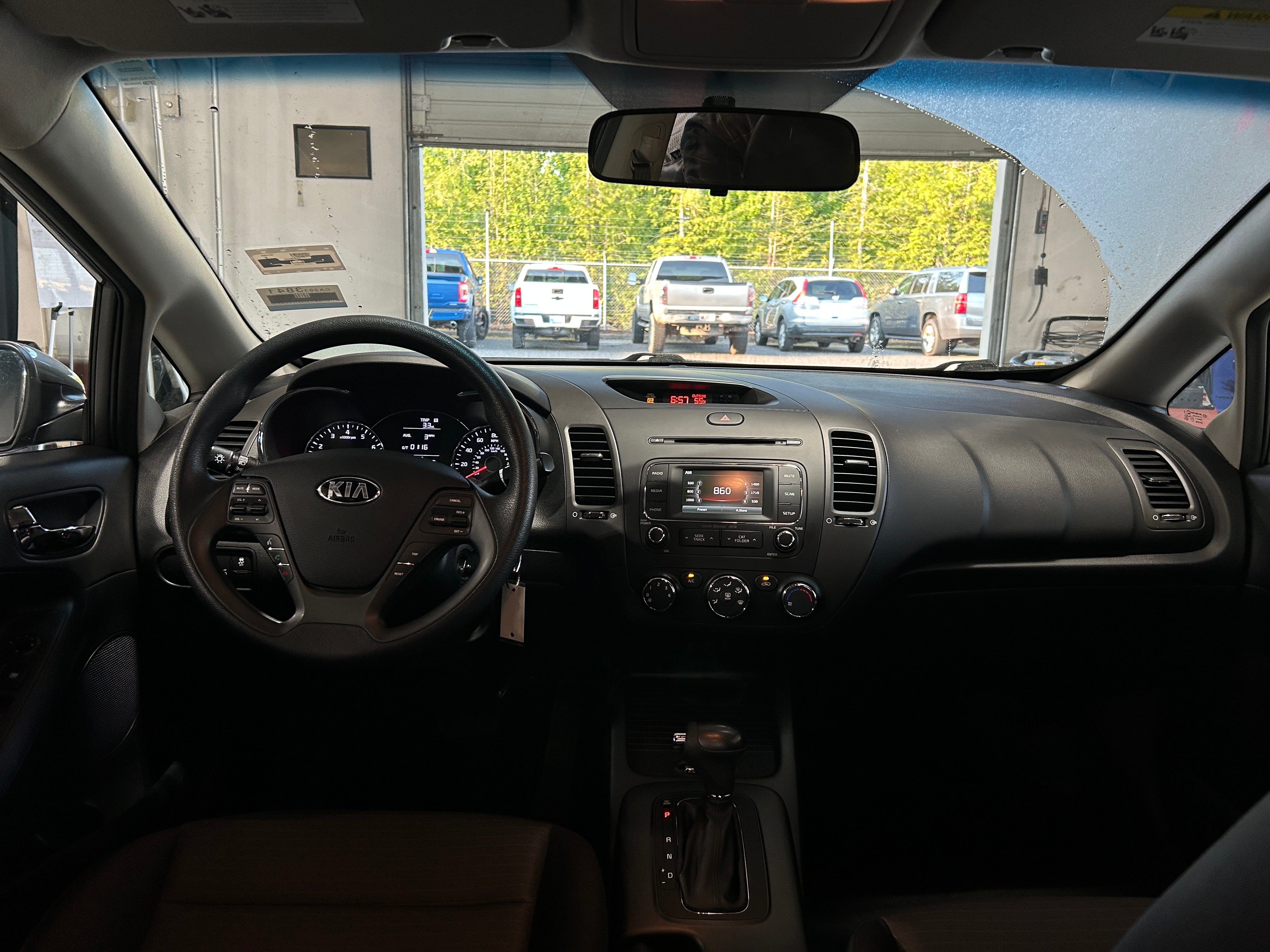 Thumbnail: 2016 Kia Forte - 3