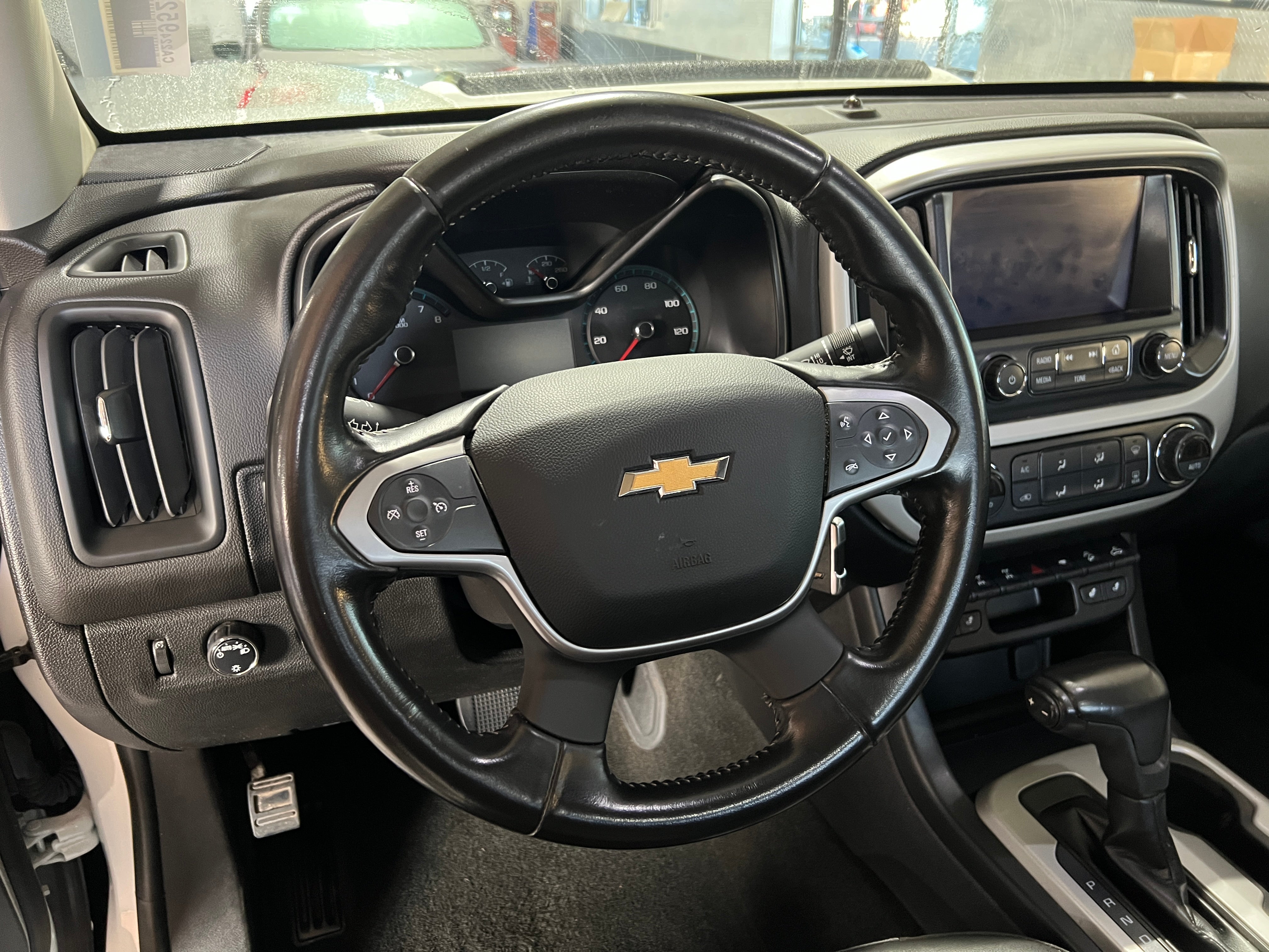 Thumbnail: 2018 Chevrolet Colorado - 4