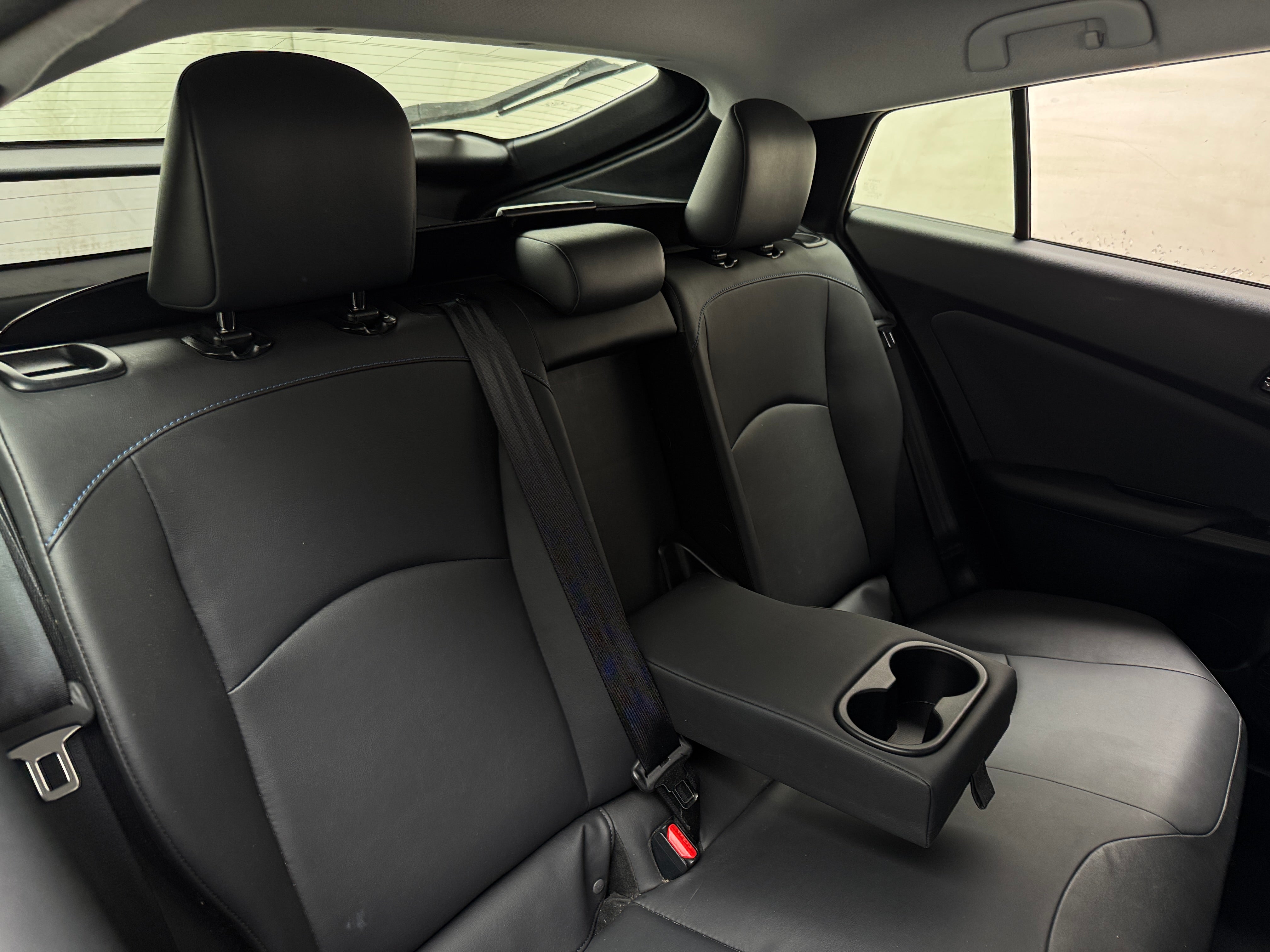 Thumbnail: 2016 Toyota Prius - 6
