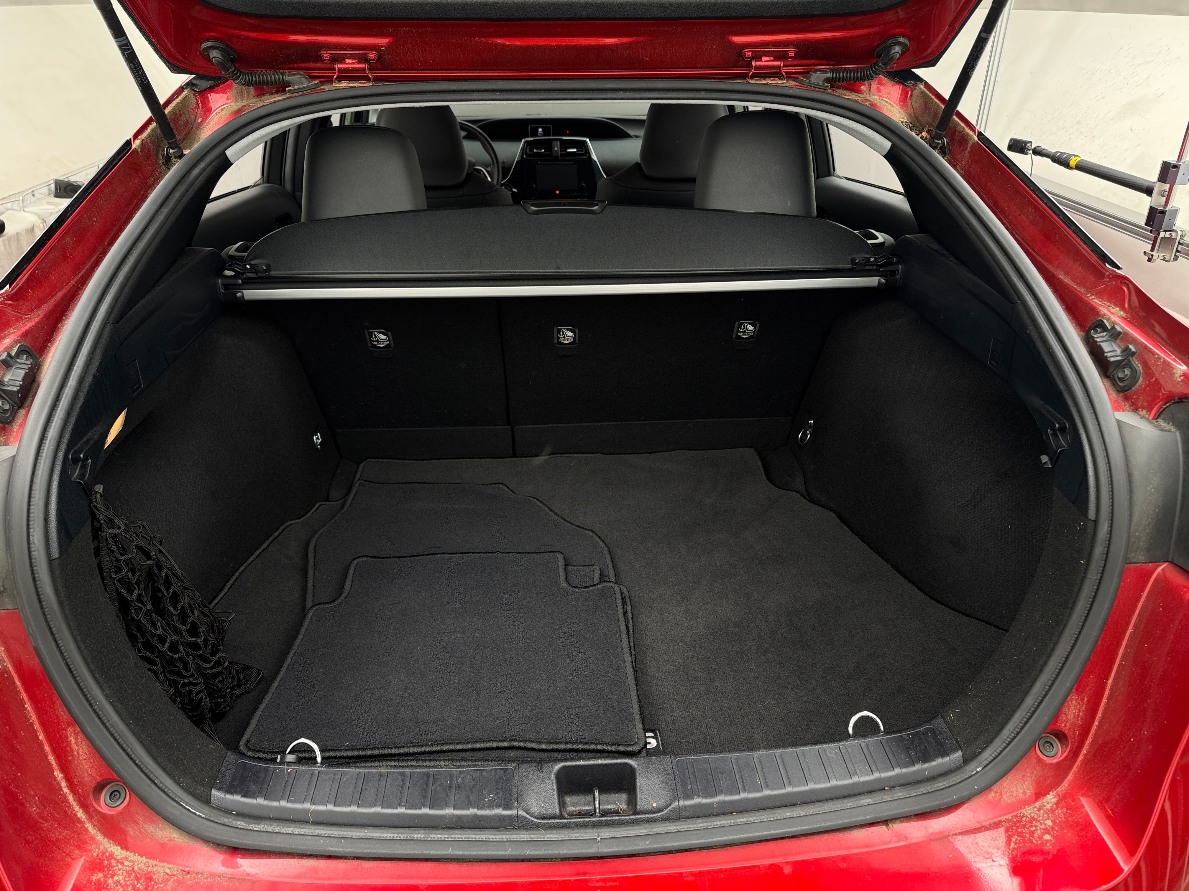 Thumbnail: 2016 Toyota Prius - 7