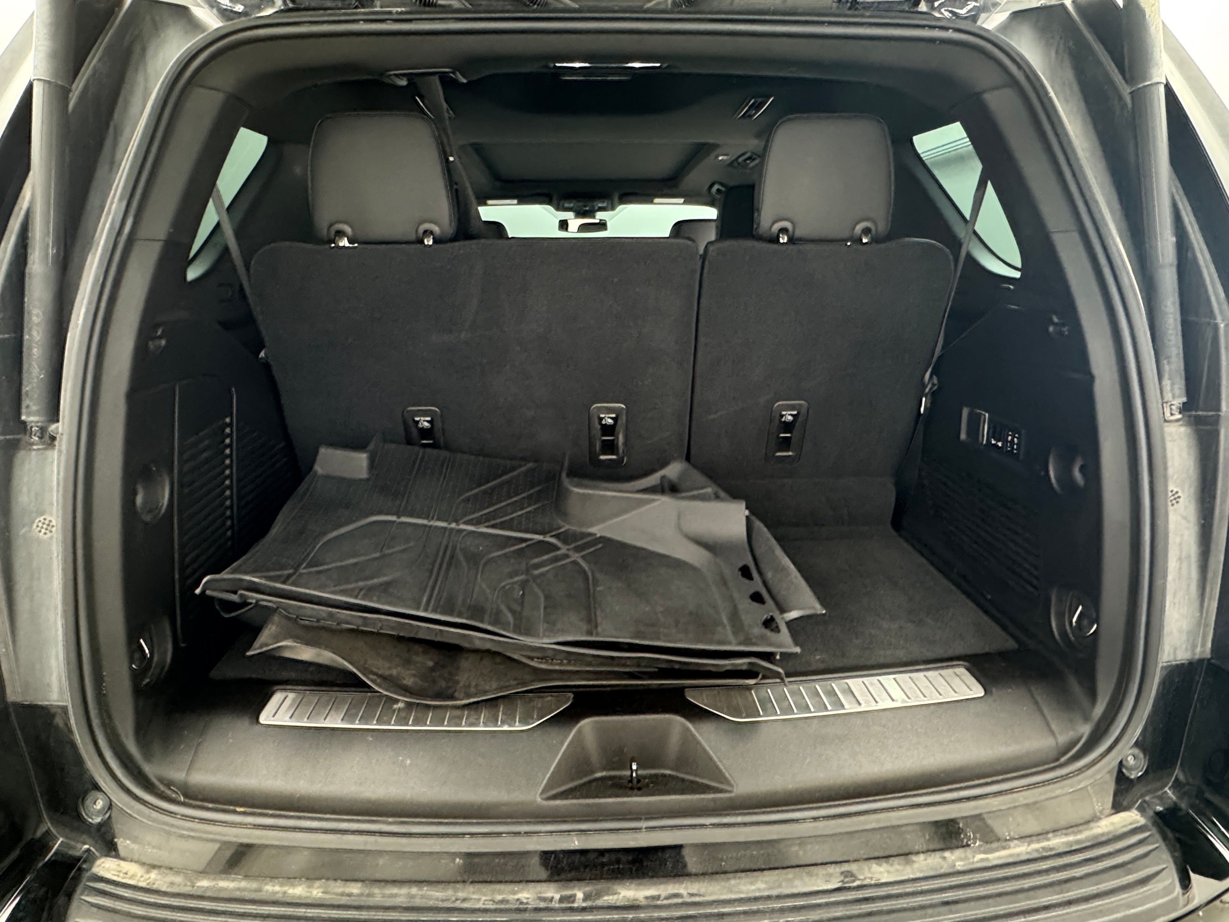 Thumbnail: 2021 Chevrolet Tahoe - 6