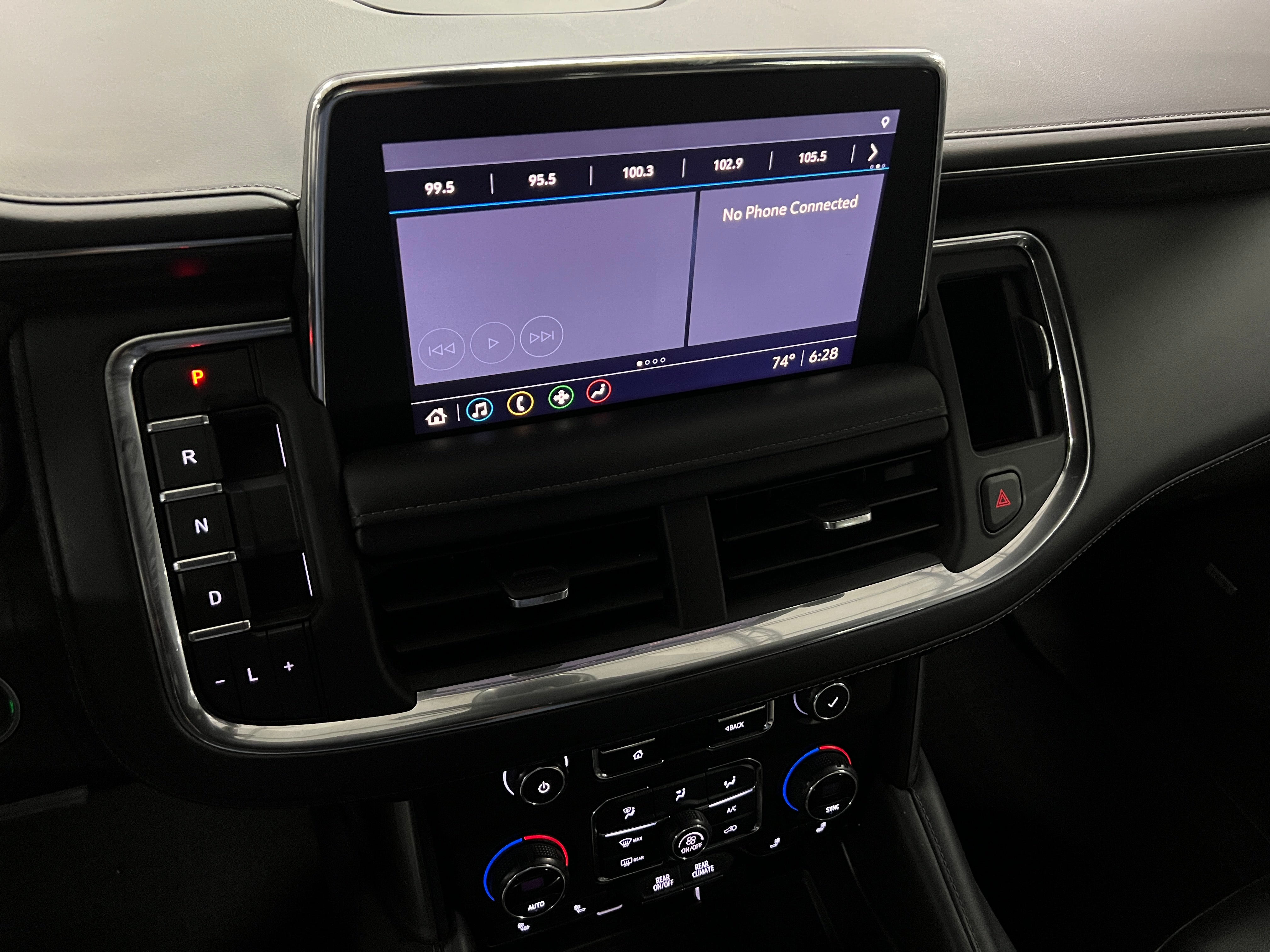 Thumbnail: 2021 Chevrolet Tahoe - 3