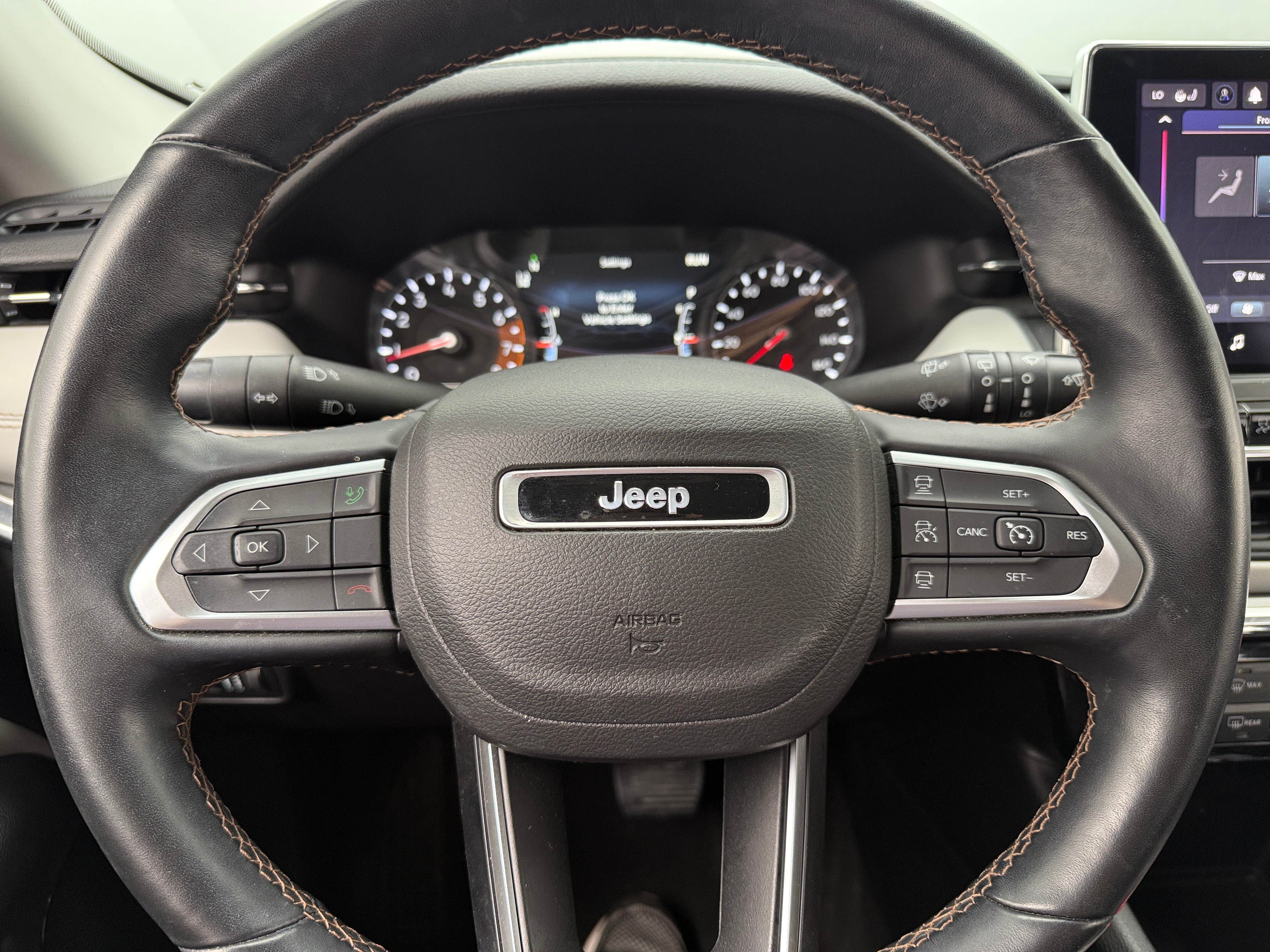 Thumbnail: 2022 Jeep Compass - 4