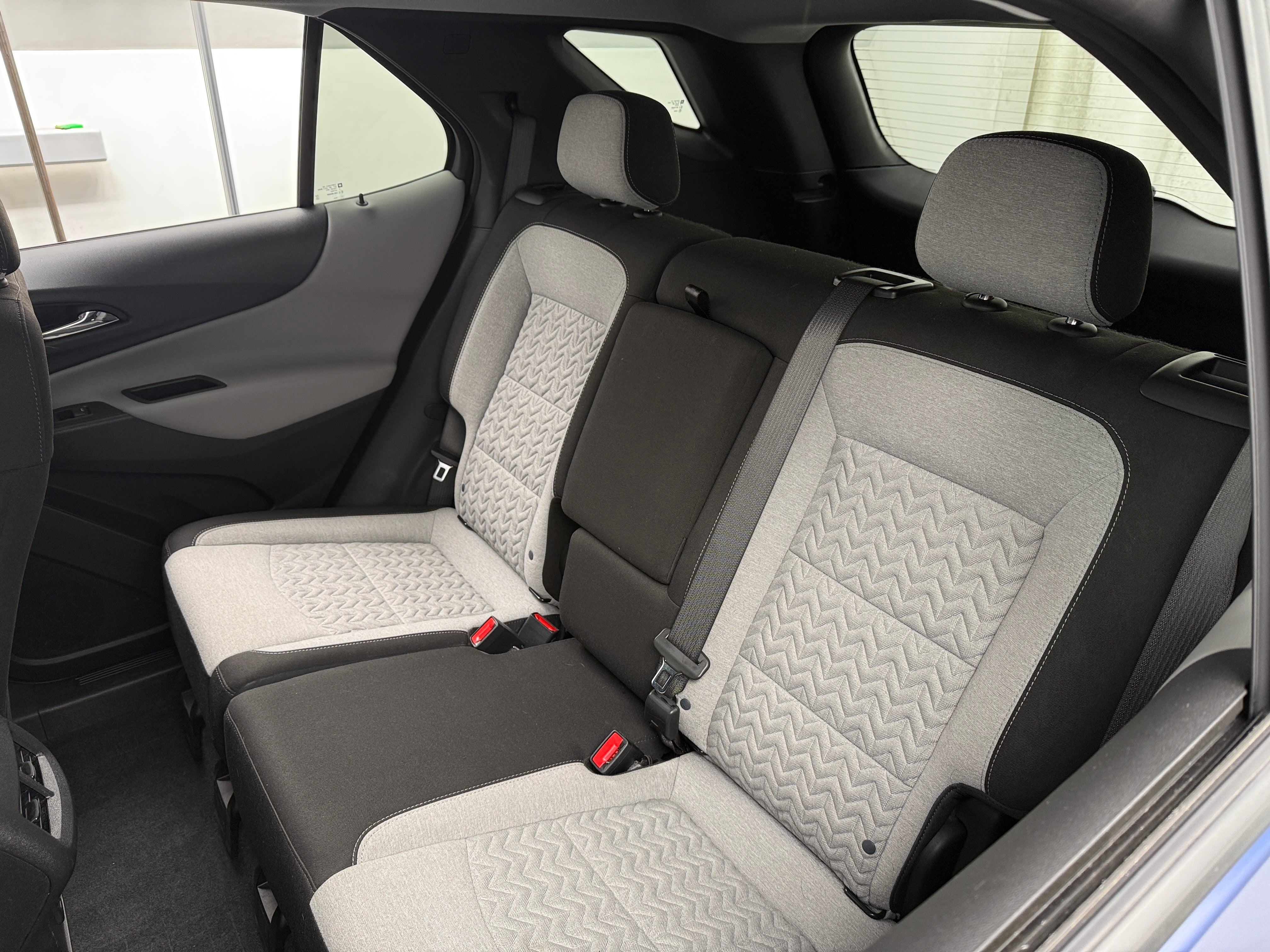 Thumbnail: 2022 Chevrolet Equinox - 6
