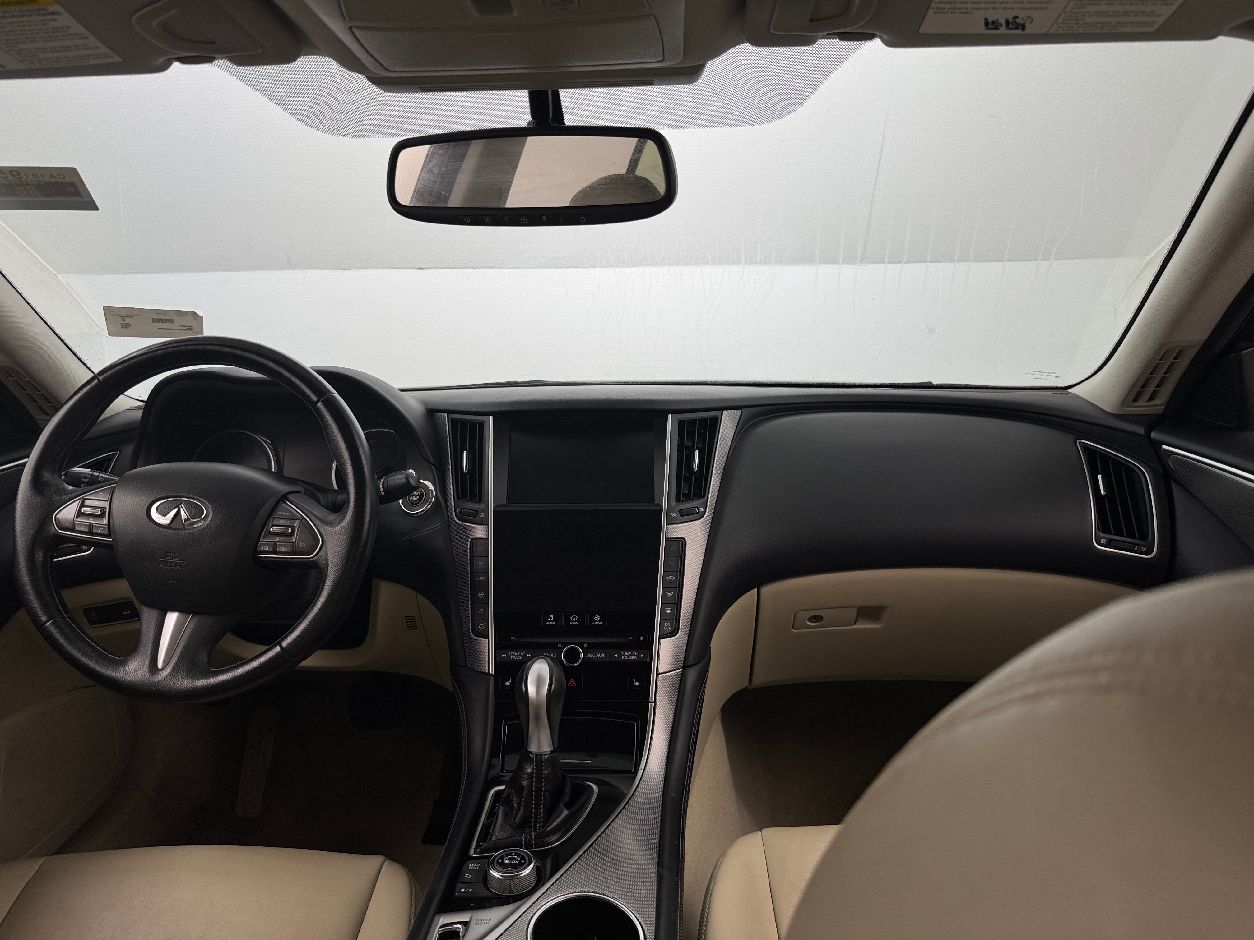 Thumbnail: 2015 INFINITI Q50 - 3