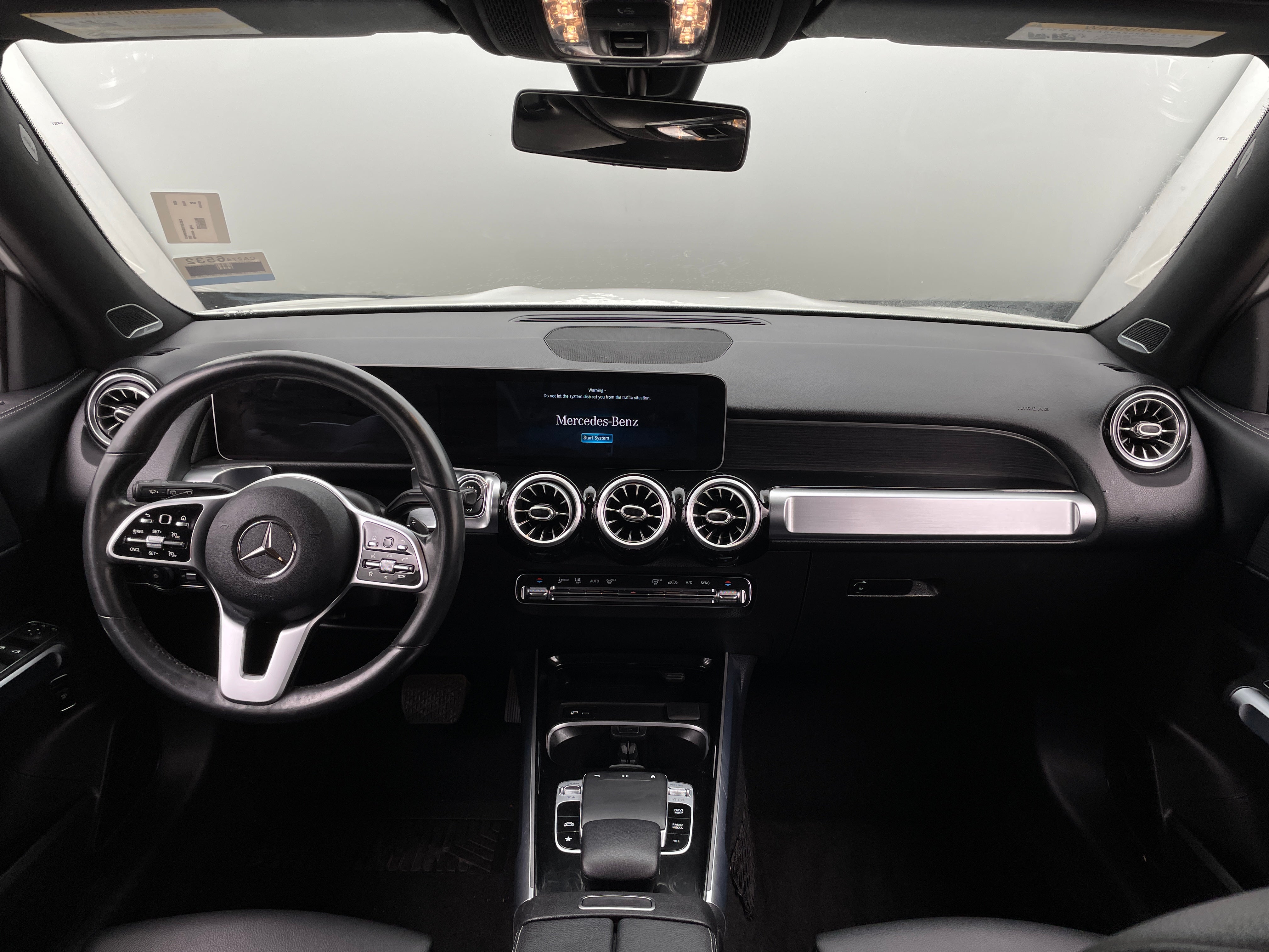 Thumbnail: 2020 Mercedes-Benz GLB - 2