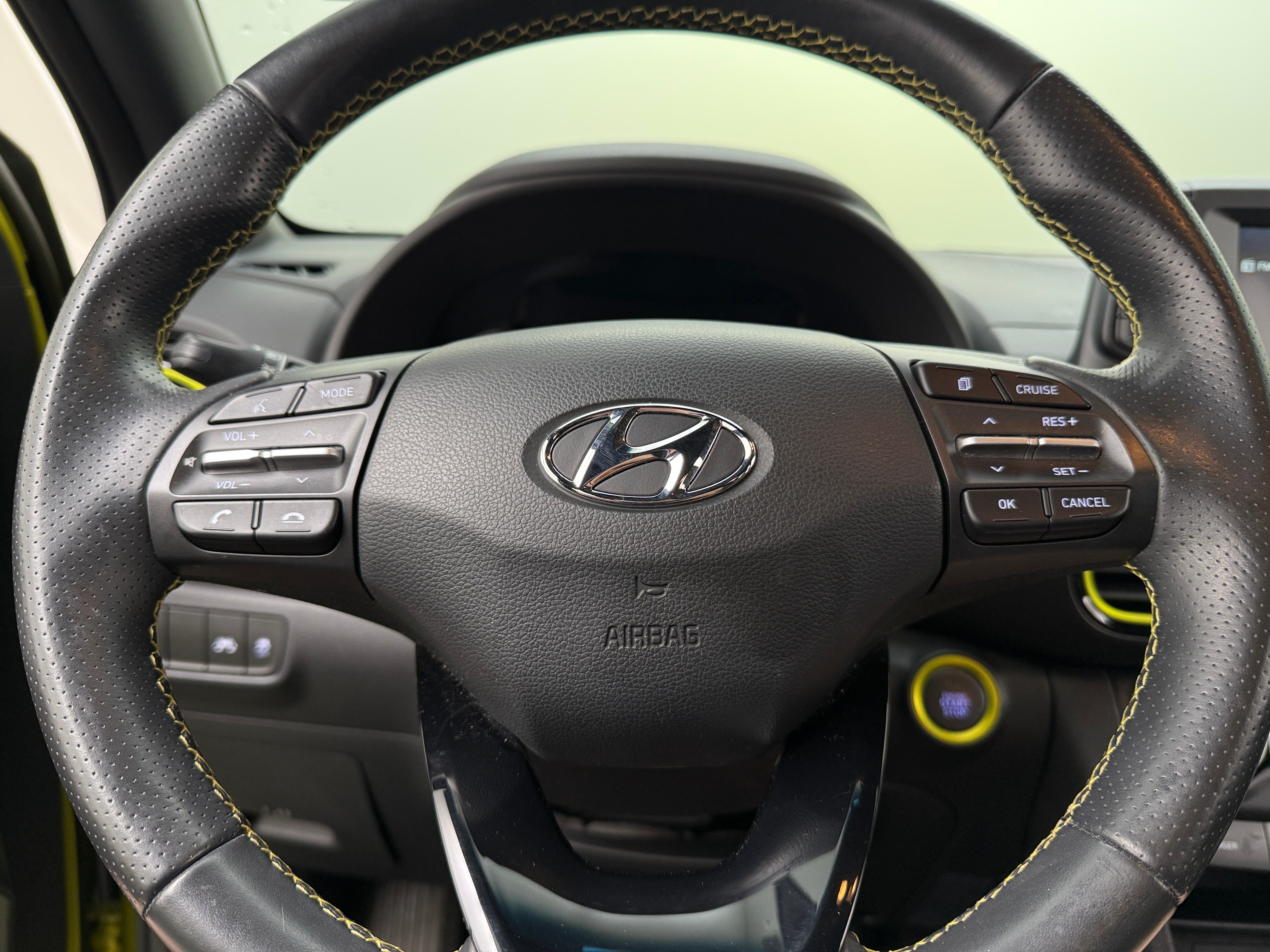 Thumbnail: 2020 Hyundai Kona - 4