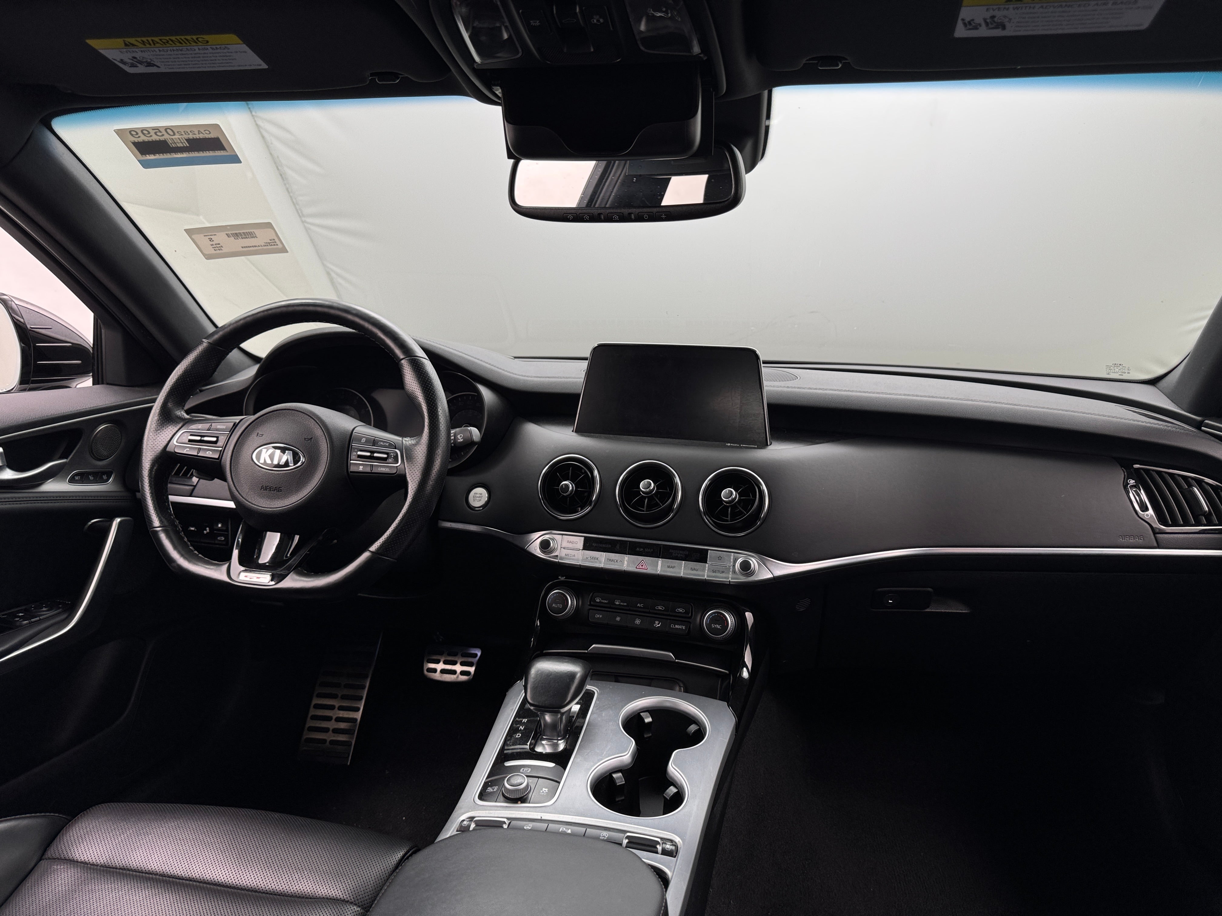 Thumbnail: 2018 Kia Stinger - 2