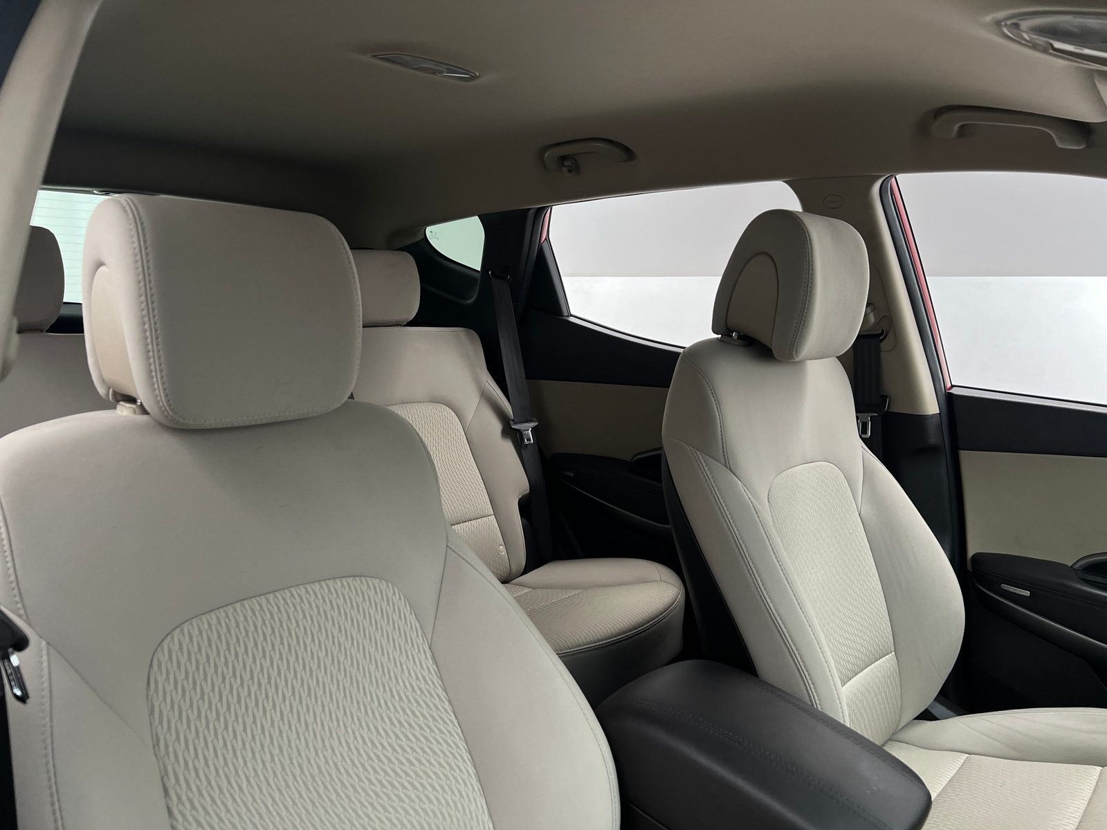 Thumbnail: 2017 Hyundai Santa Fe - 2