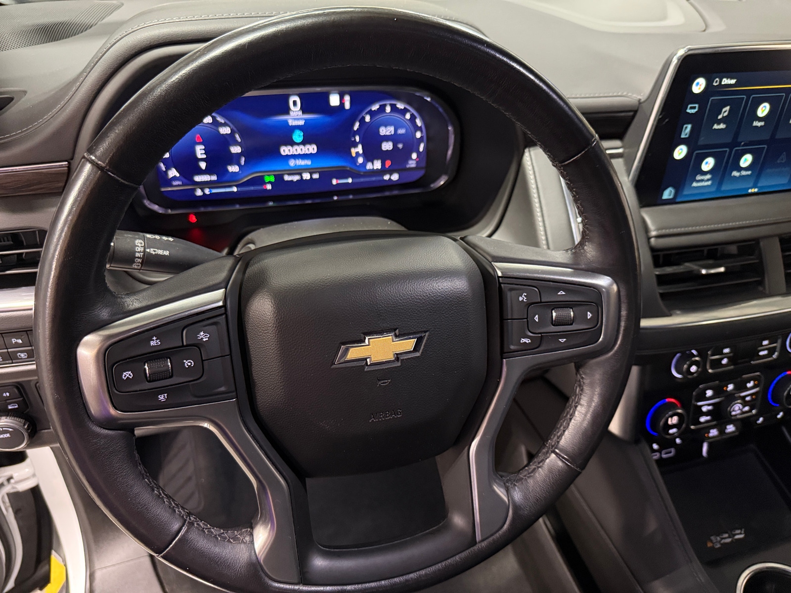 Thumbnail: 2022 Chevrolet Tahoe - 4